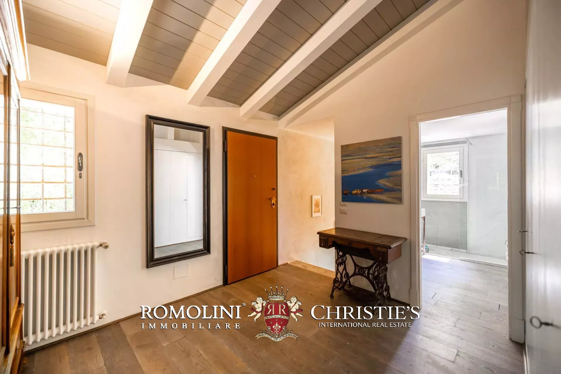 4 Bedroom Villa/Townhouse's Image 26