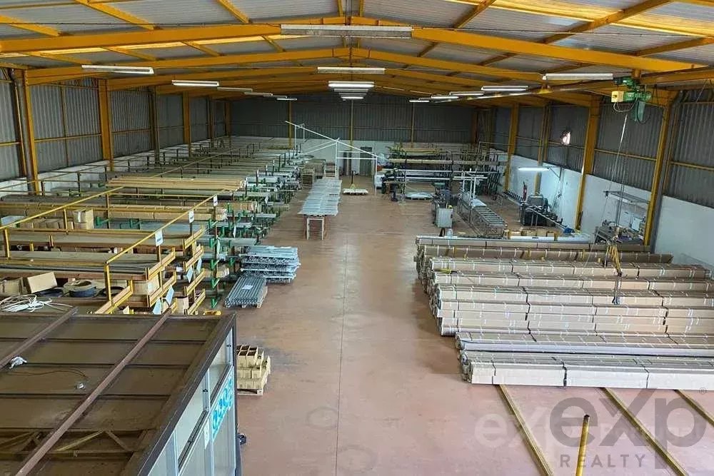 Armazem em Avanca com 810m2