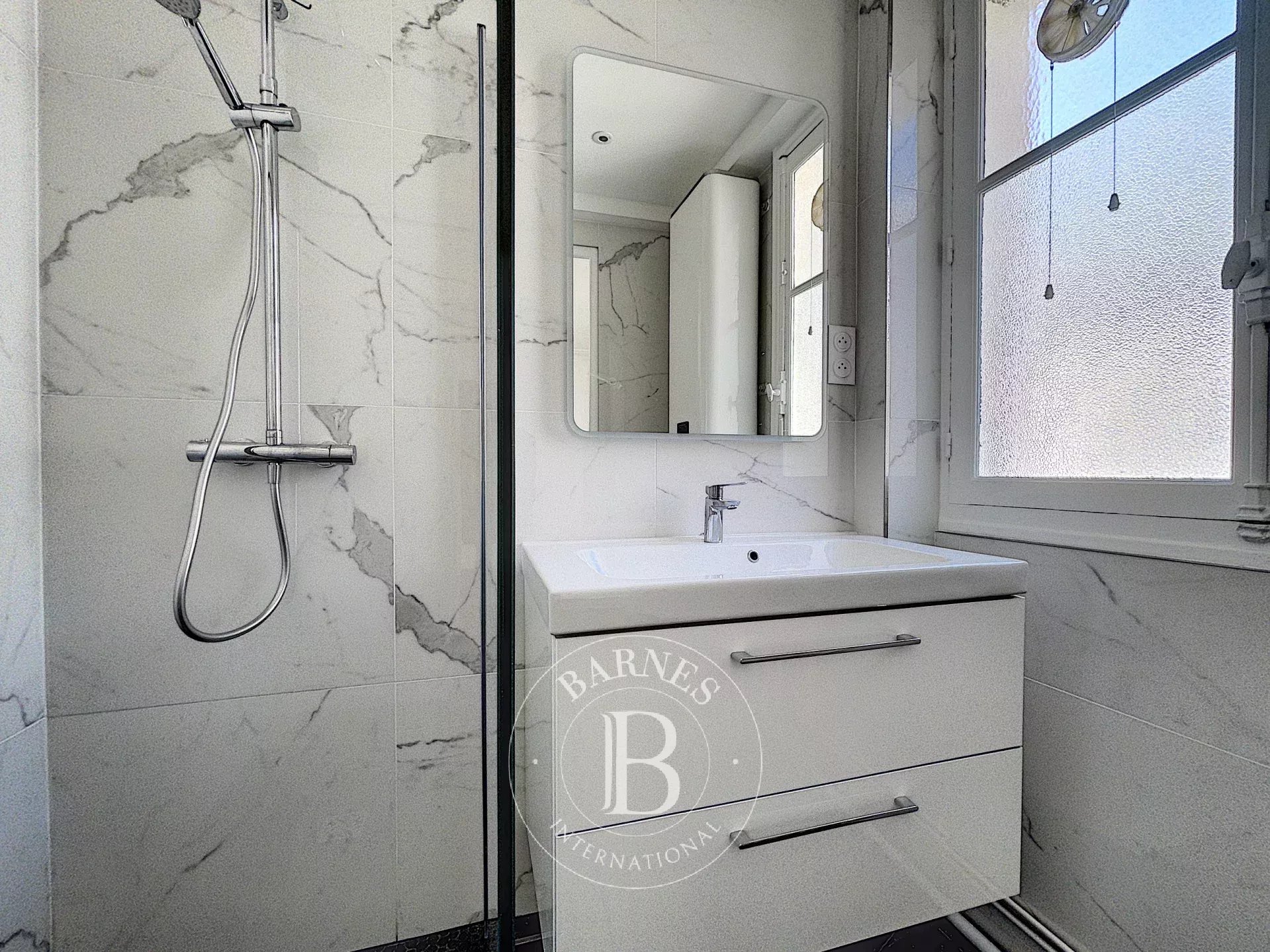 Daire Paris 16ème - picture 10