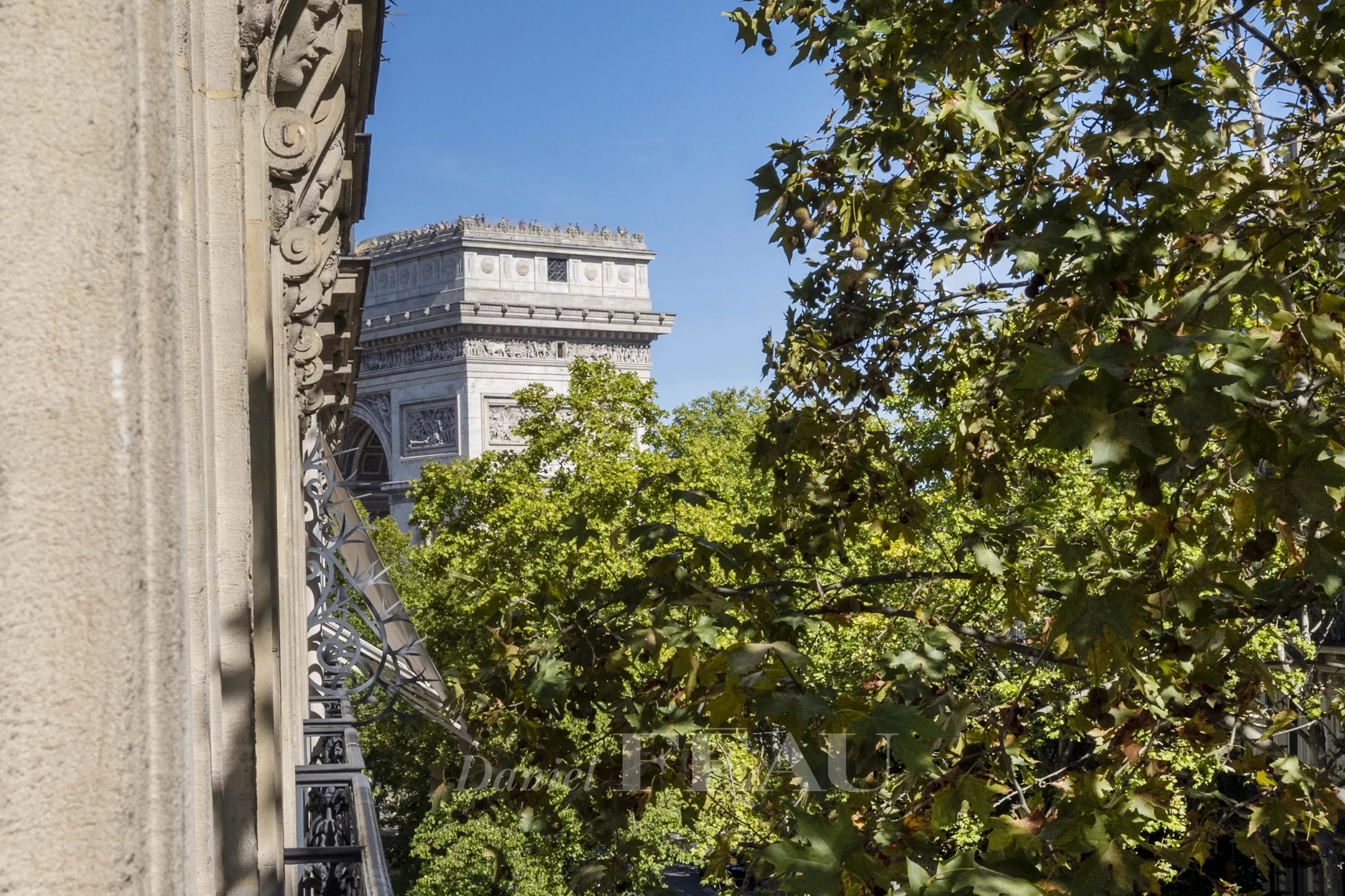 Sale Apartment Paris 16th