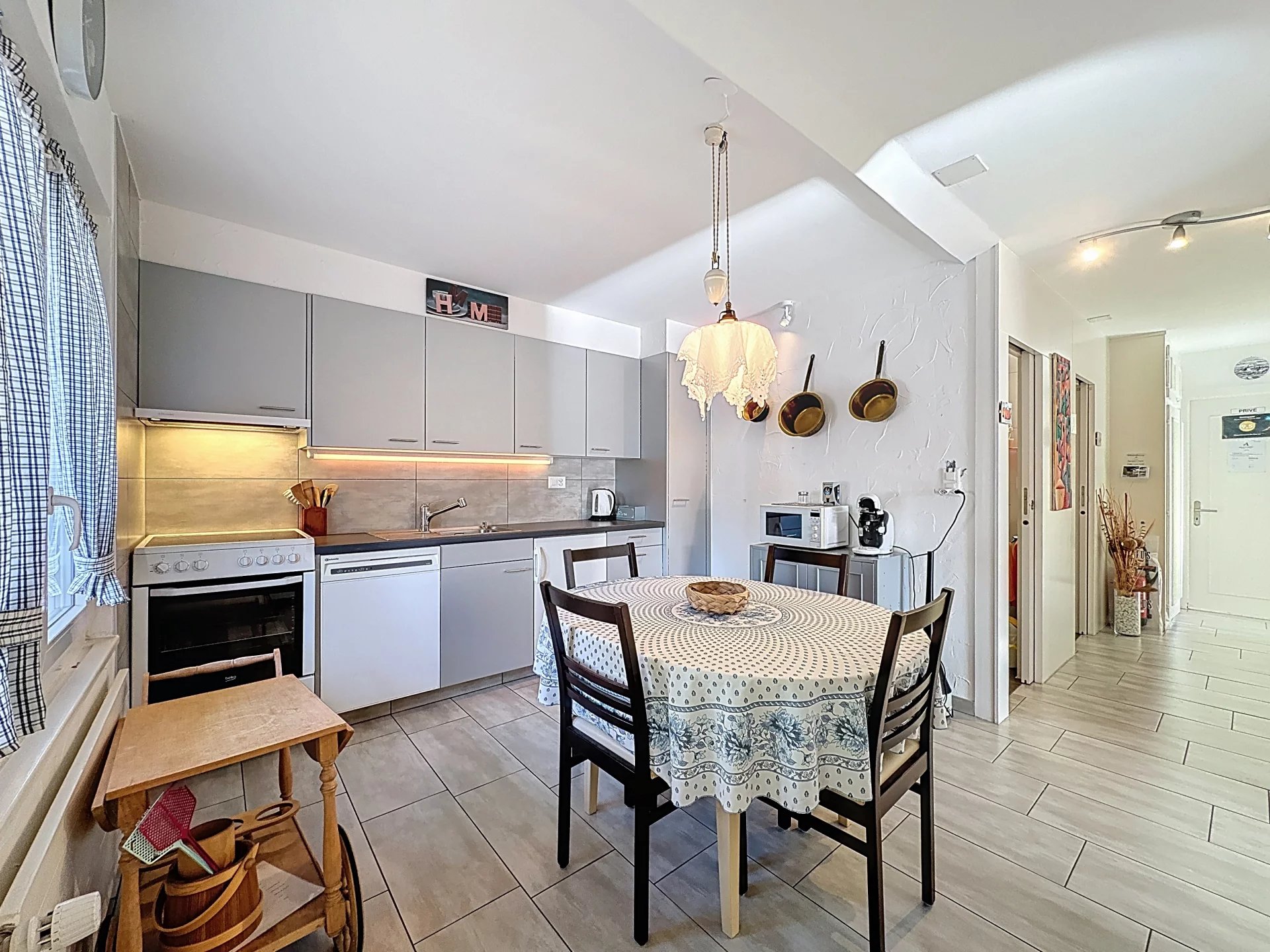 Spacieuse villa, vue panoramique et jacuzzi