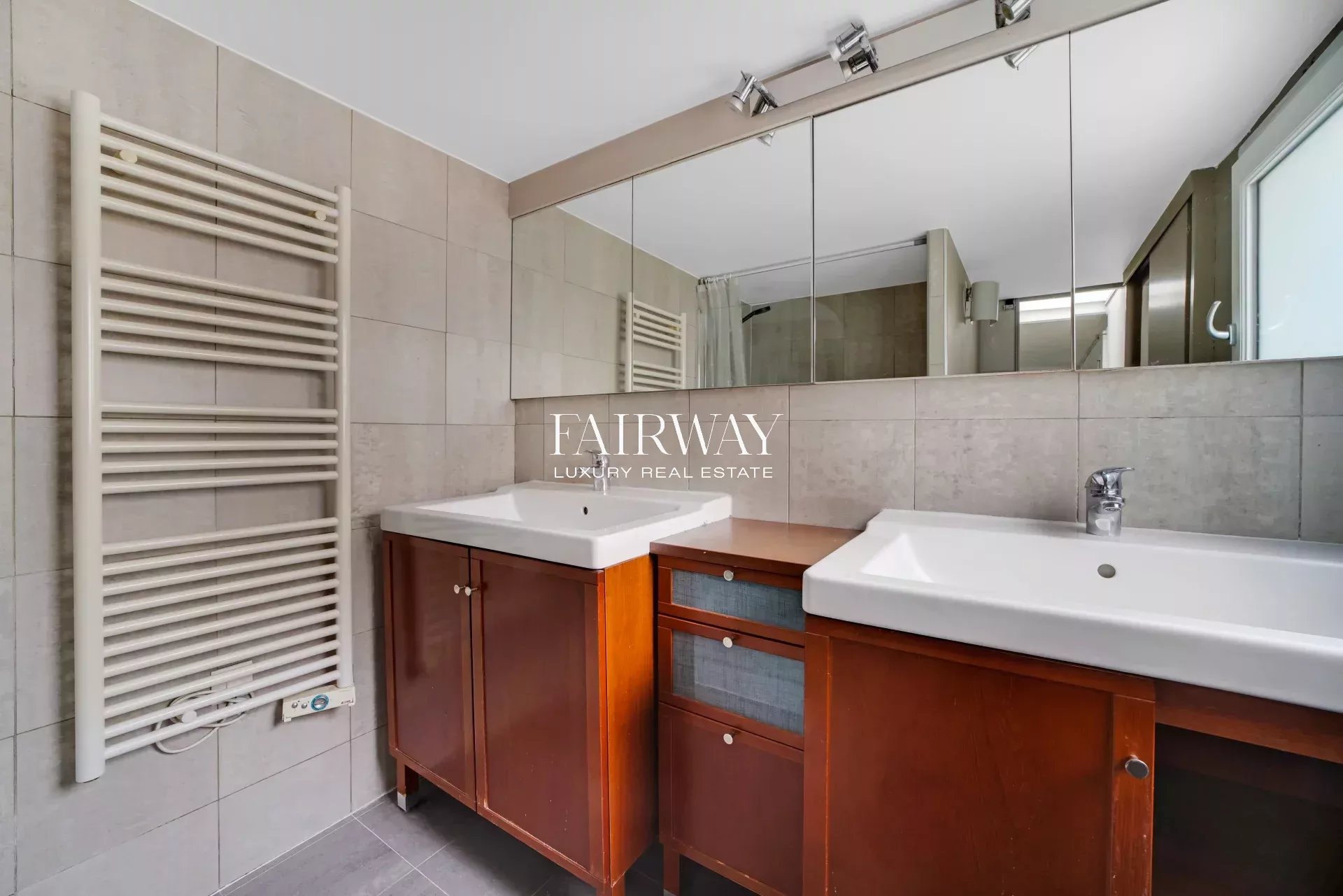 Appartement familial de charme en duplex – Nouvelle-Athènes, Paris 9e