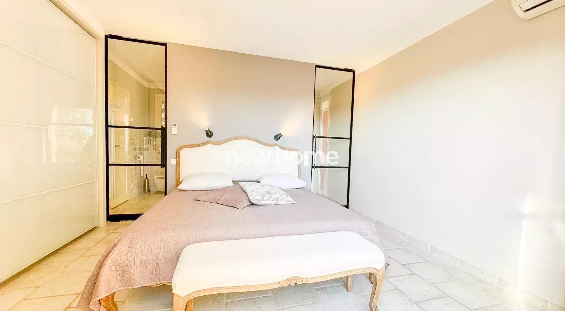 Magnifique villa avec vue panoramique à Lorgues