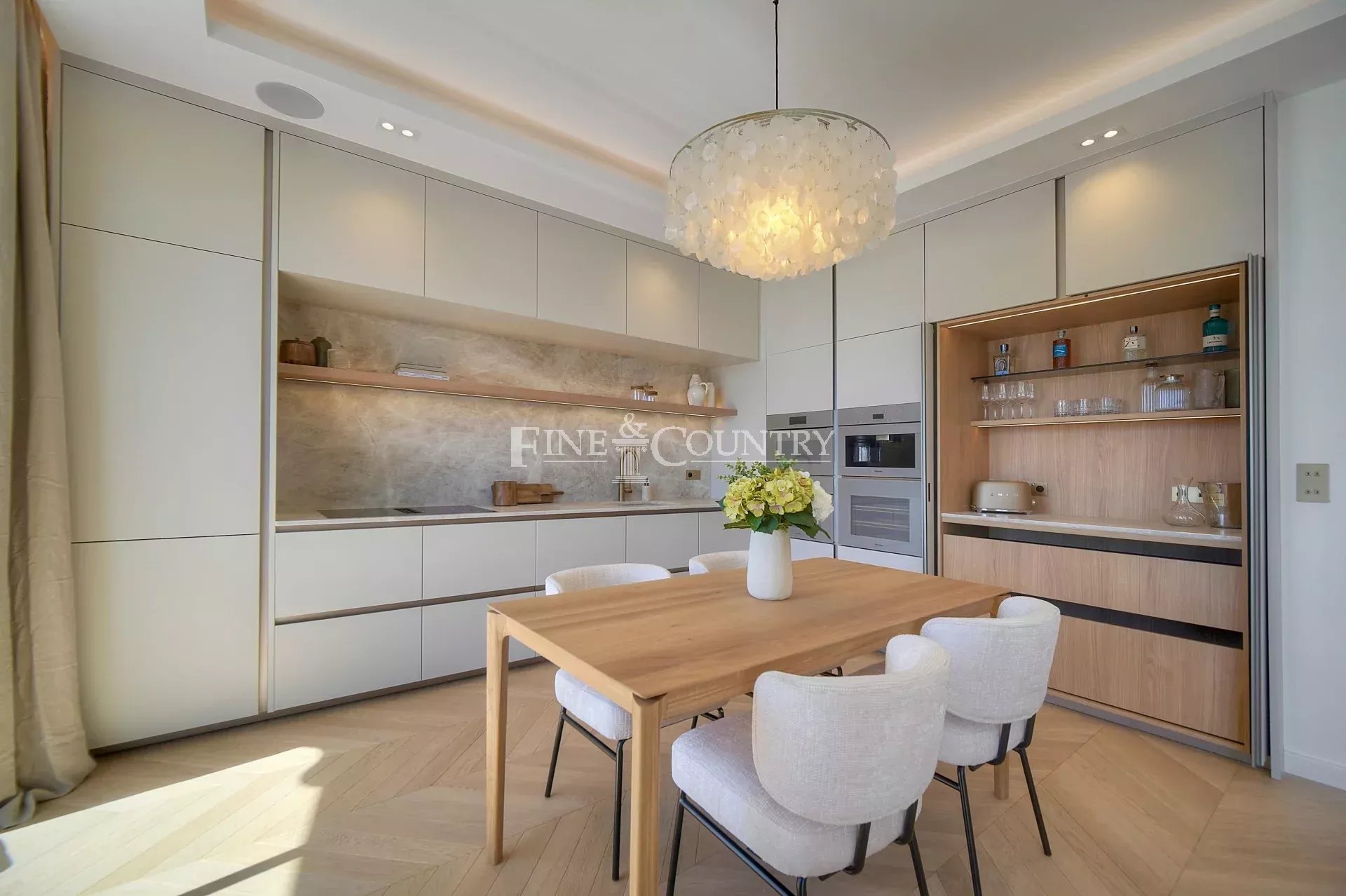 Photo of Sea View apartment for sale on the Croisette, Cannes