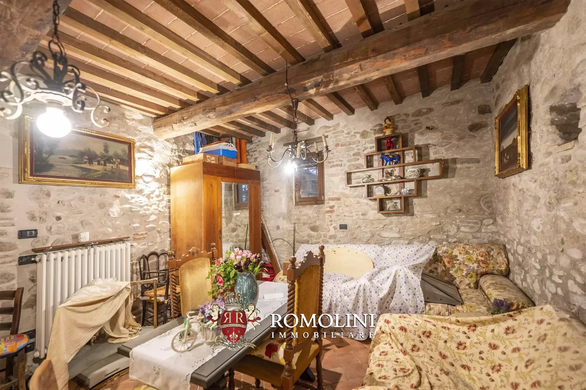CIELOTERRA RISTRUTTURATO IN VENDITA NEL CENTRO STORICO DI SANSEPOLCRO