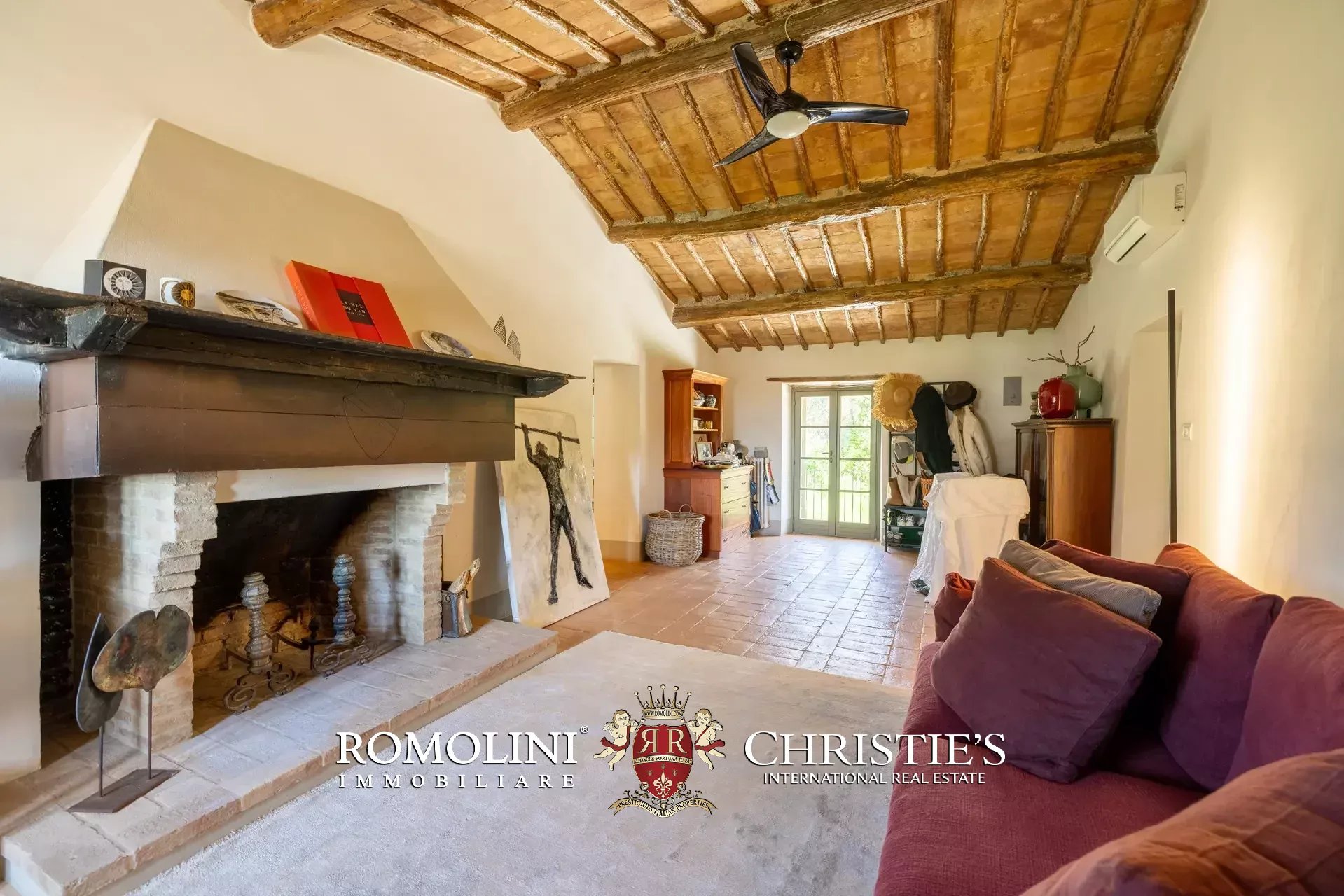 6 Bedroom Villa/Townhouse's Image 114