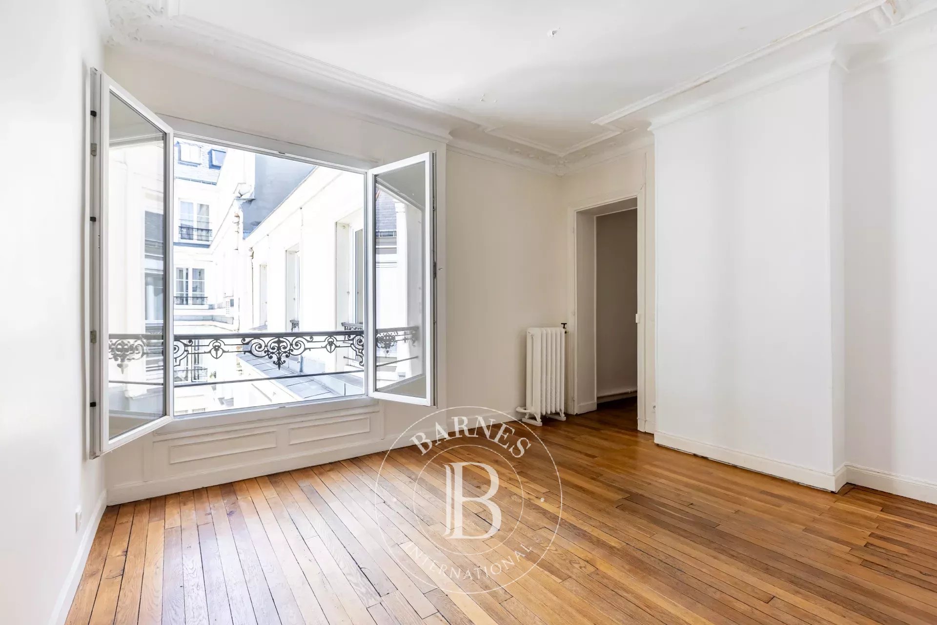 Paris  - Apartment 4 Bedrooms - picture 9