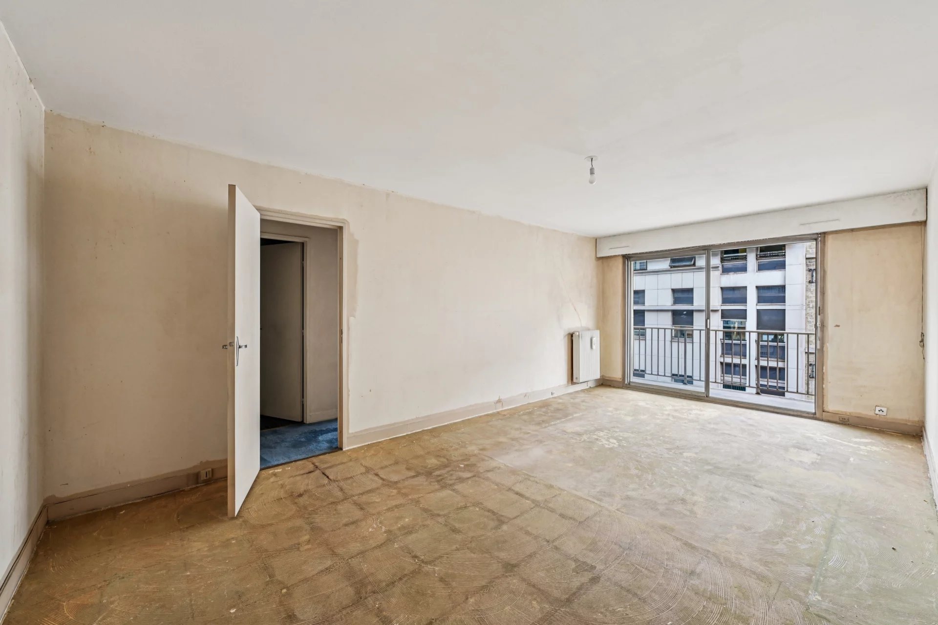 Paris XIIème – Picpus – 2 pièces lumineux avec balcon.