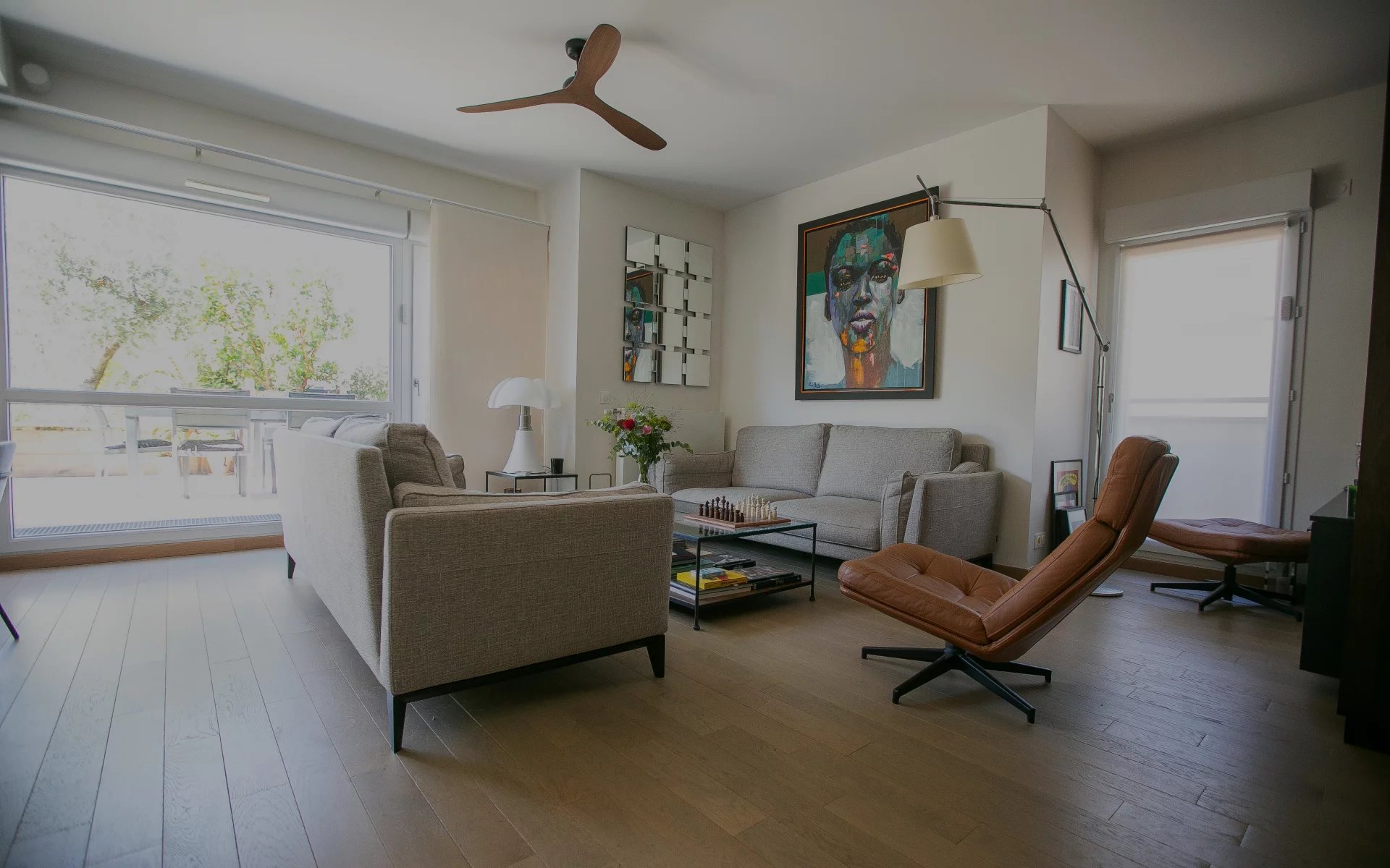 DERNIER ÉTAGE / 191M2 DE TERRASSE / PENTHOUSE / COUP DE COEUR AS - Image Array
