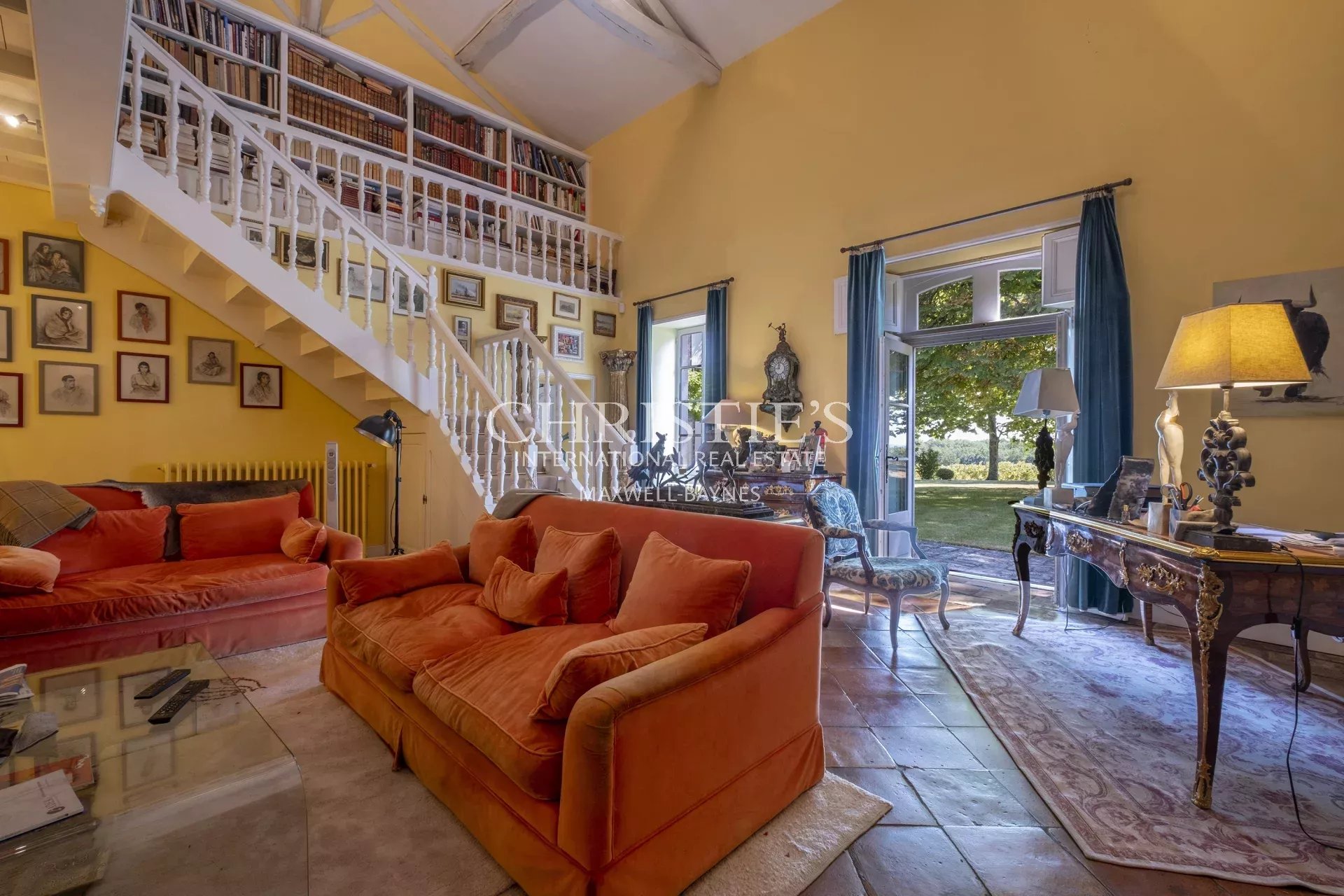 5 Bedroom Villa/Townhouse's Image 18