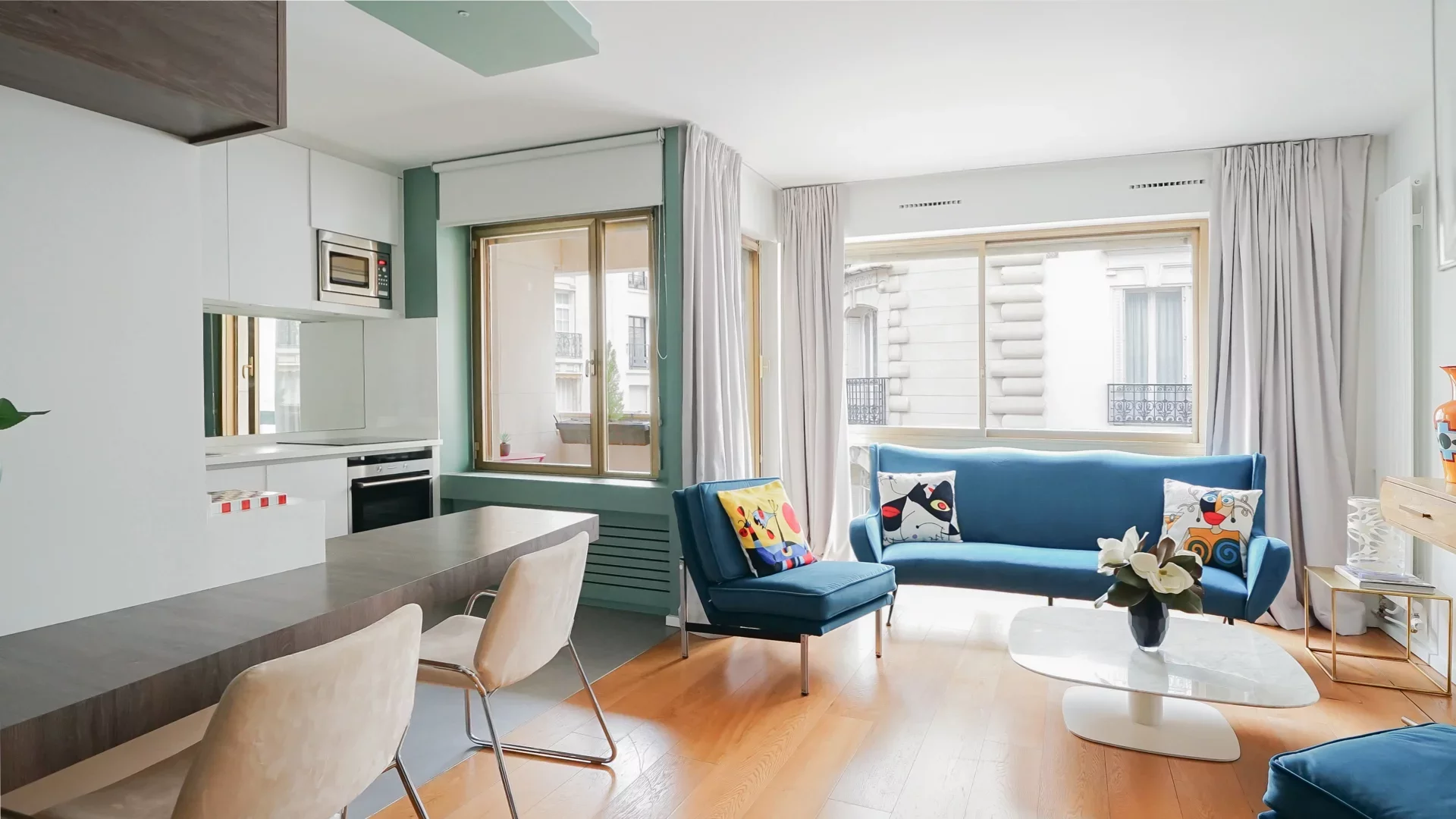 Paris 7e - UNIVERSITÉ / GROS CAILLOU