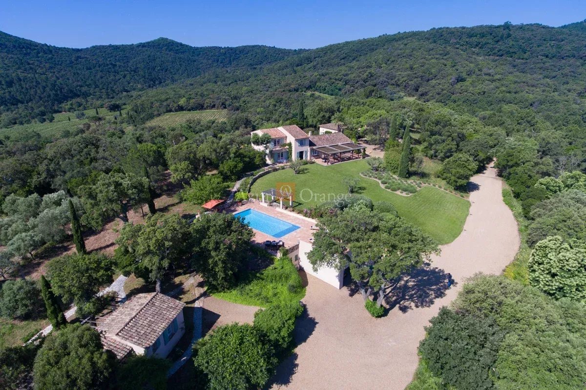 Agence immobilière de Med-Estates Saint Tropez