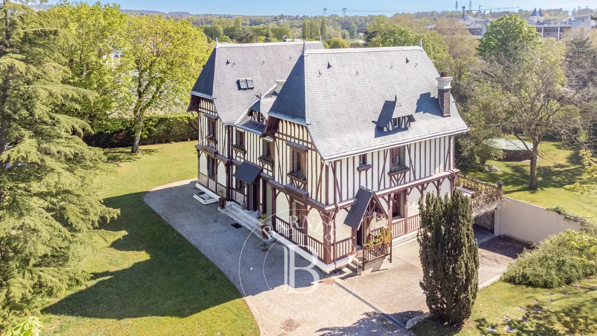 Maison Maisons-Laffitte  -  ref 86900042 (picture 1)