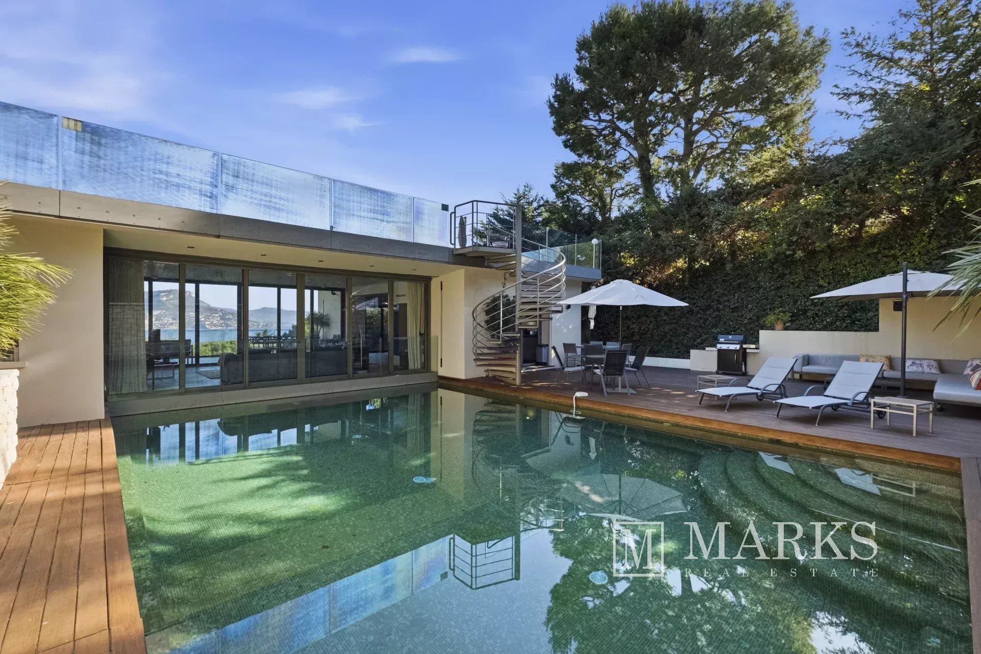 Agence immobilière de 