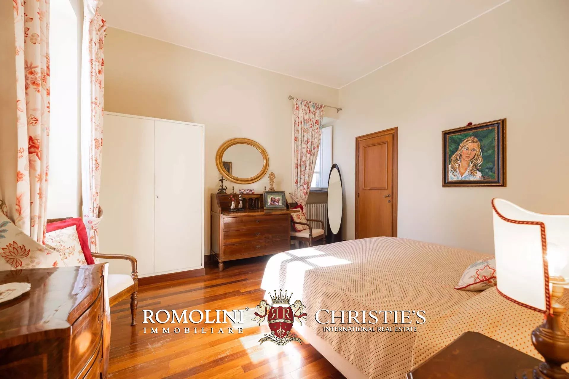 30 Bedroom Villa/Townhouse's Image 50