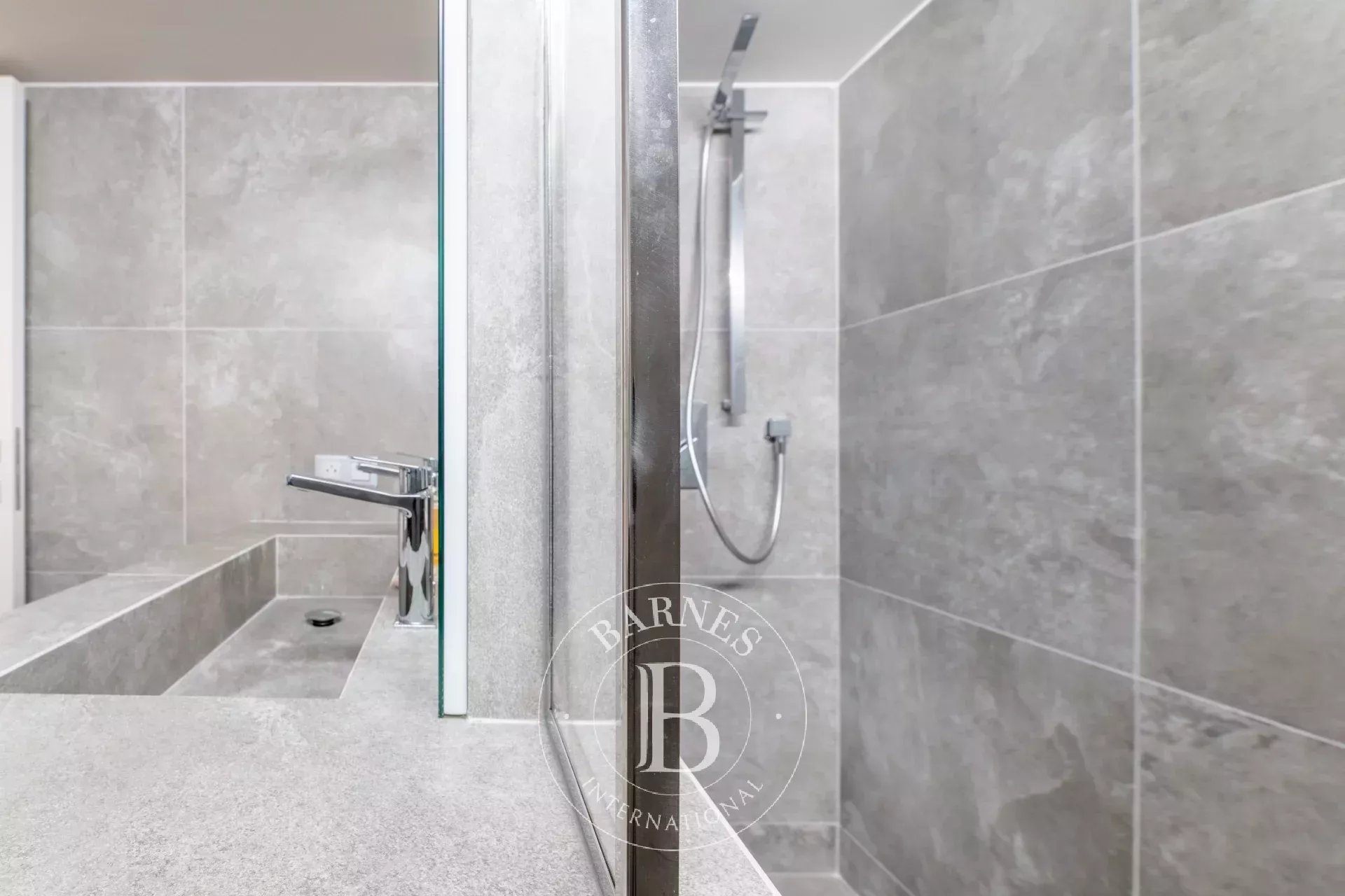 Daire Paris 3ème - picture 18