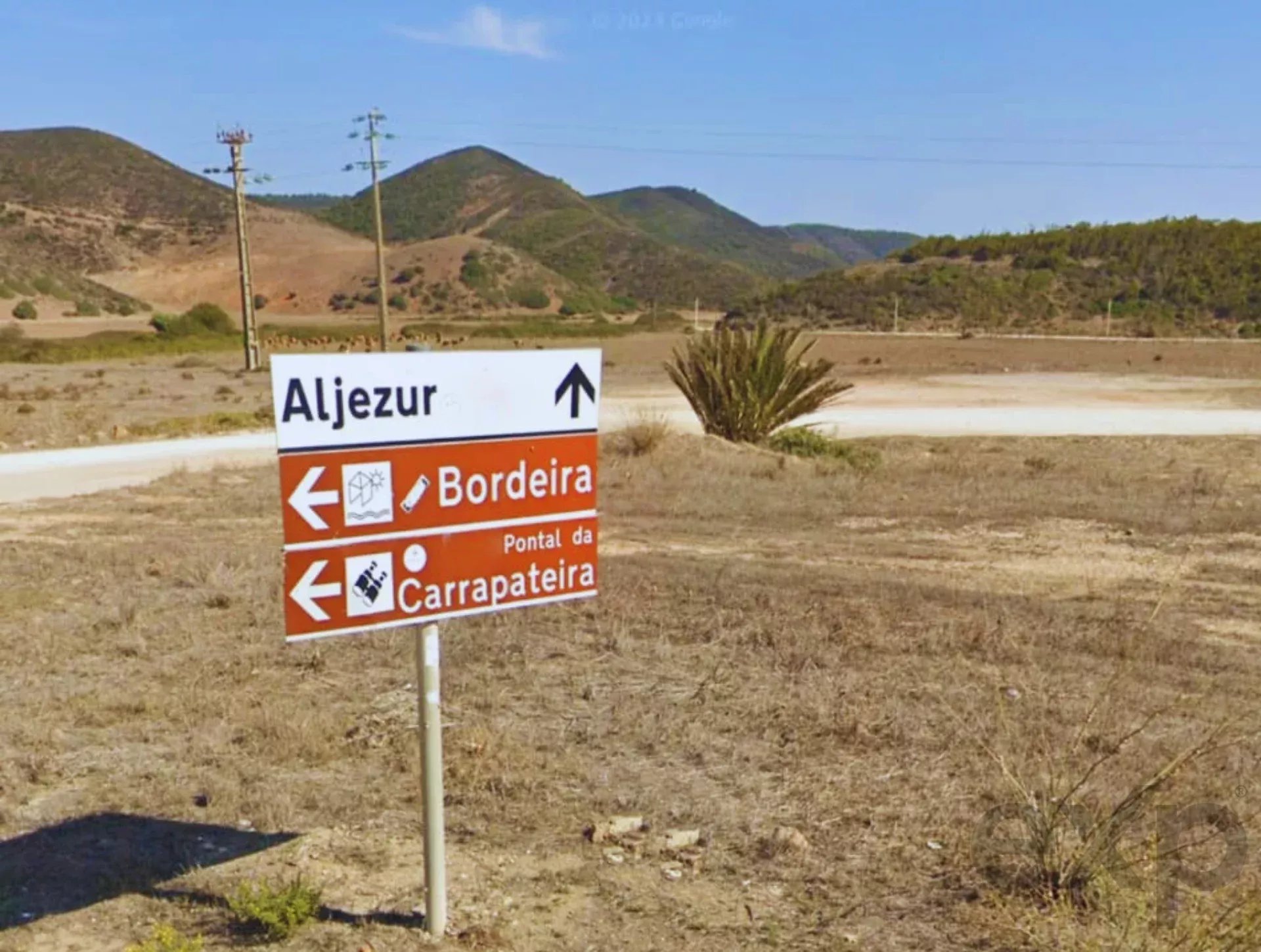 Approved Surf-Hospitality Project + Private Residence | 3 km from Praia do Amado 86793773 image 7