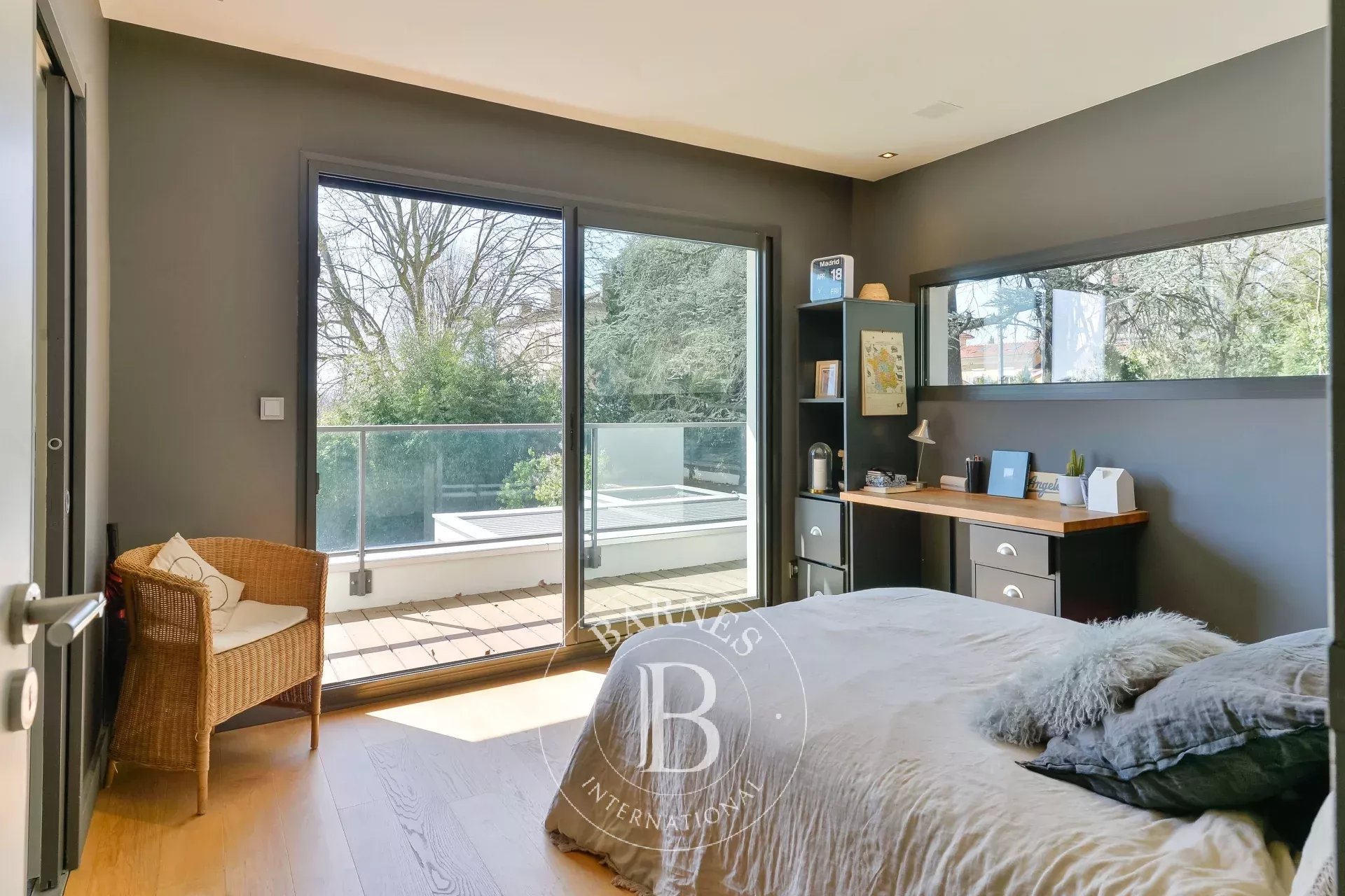 Ev Écully - picture 10