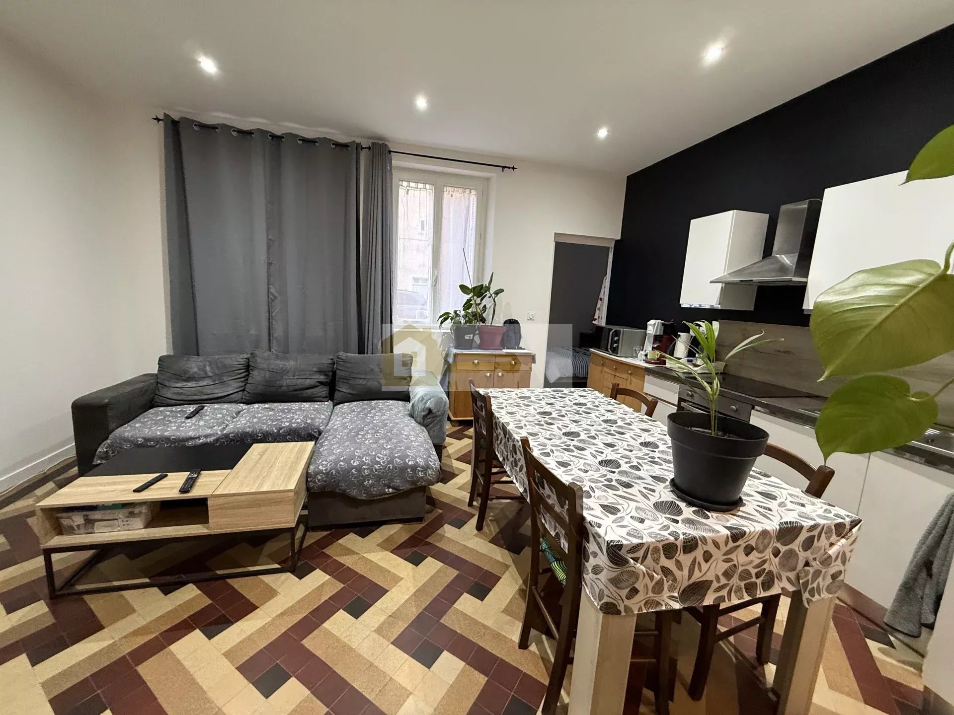 Agence immobilière de 