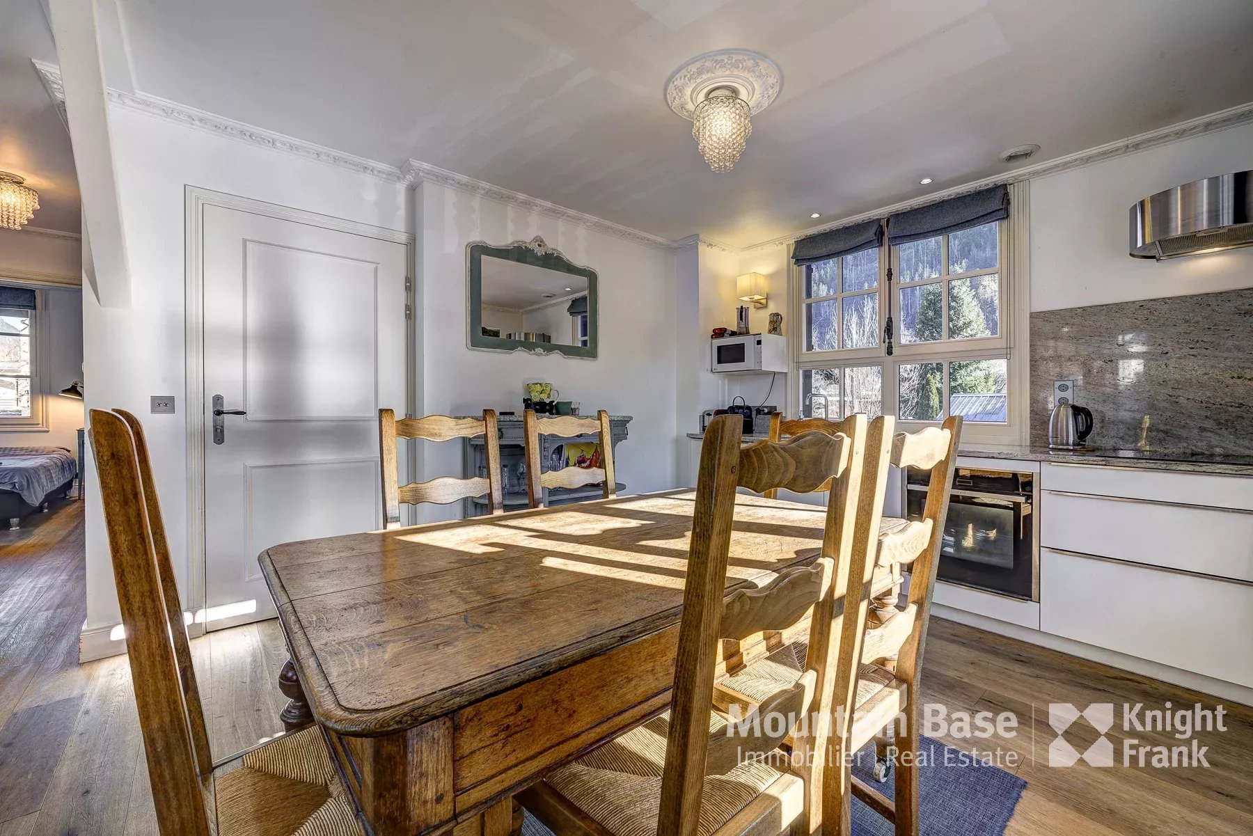 Photo of A beautifully renovated, 6-bedroom house in central Chamonix