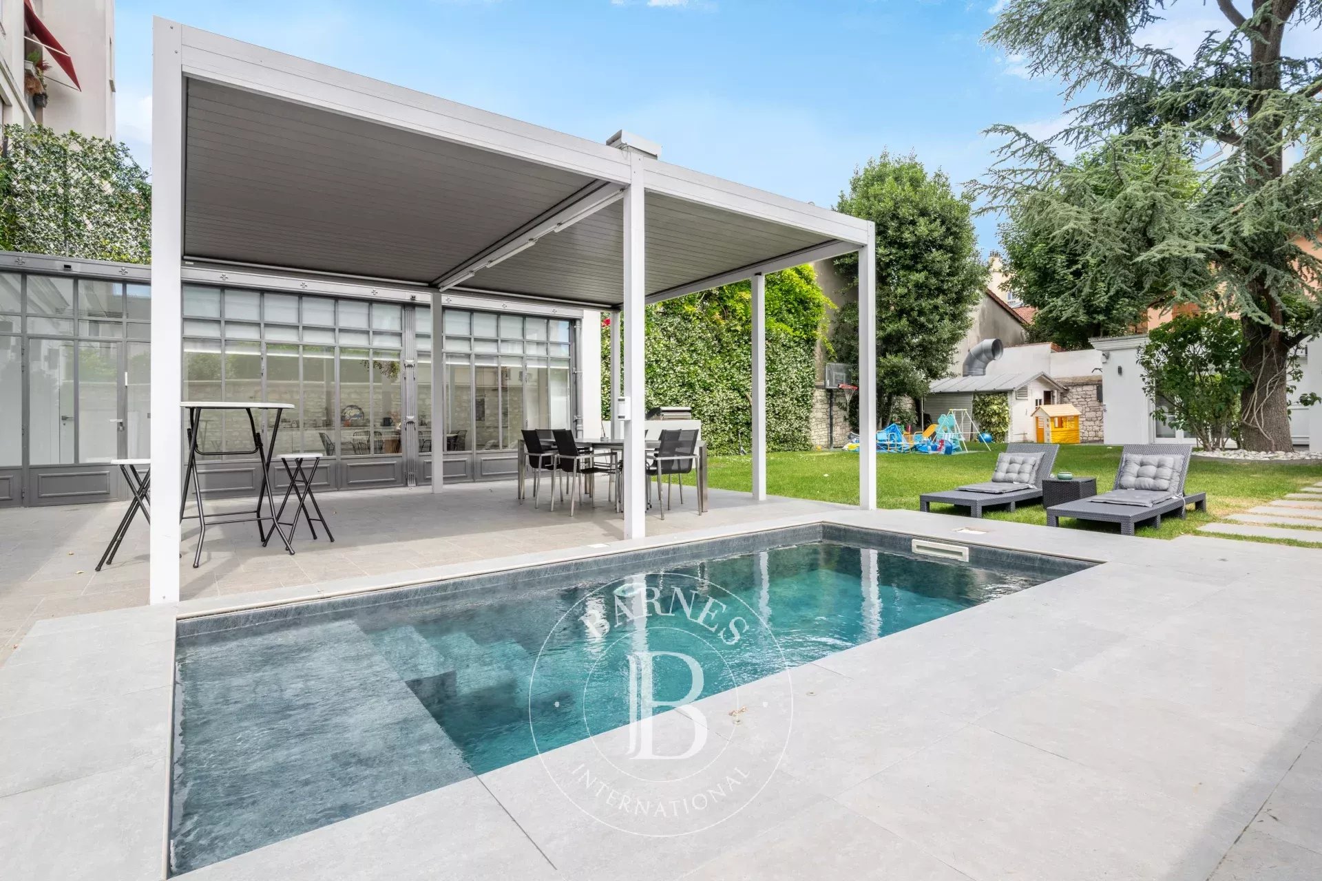 Maison à vendre 10 Pièces 376 m2 Saint-Maurice - 3 950 000 €