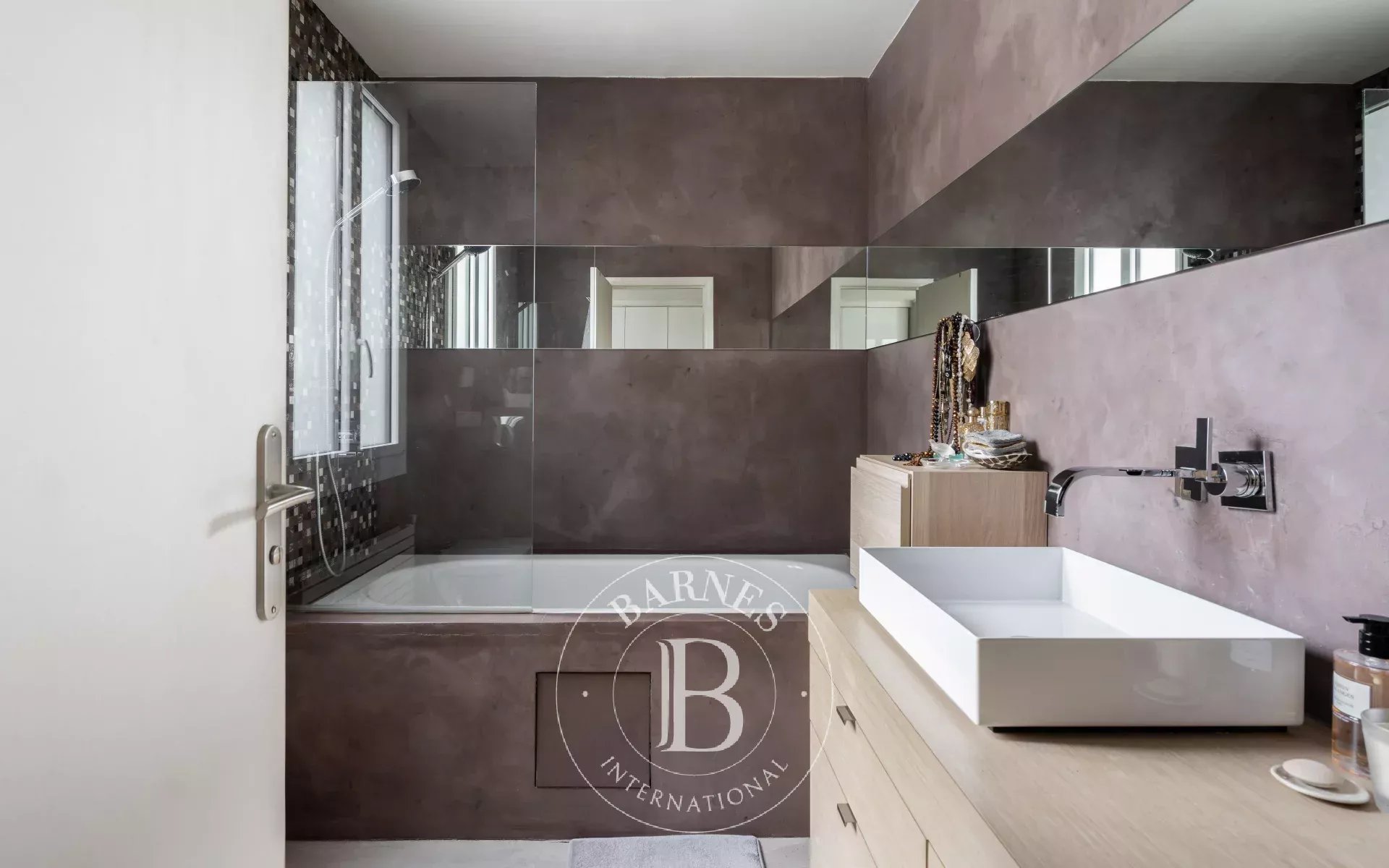 Daire Paris 9ème - picture 13