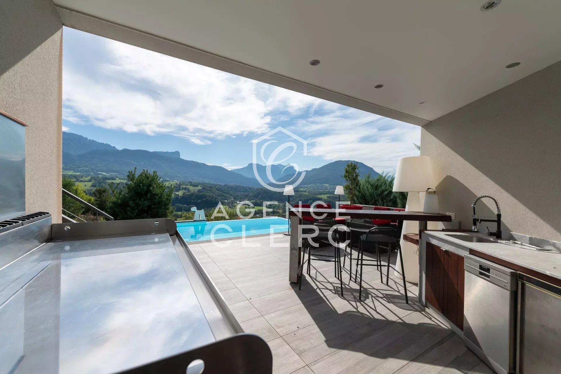 4 Bedroom Villa/Townhouse's Image 13