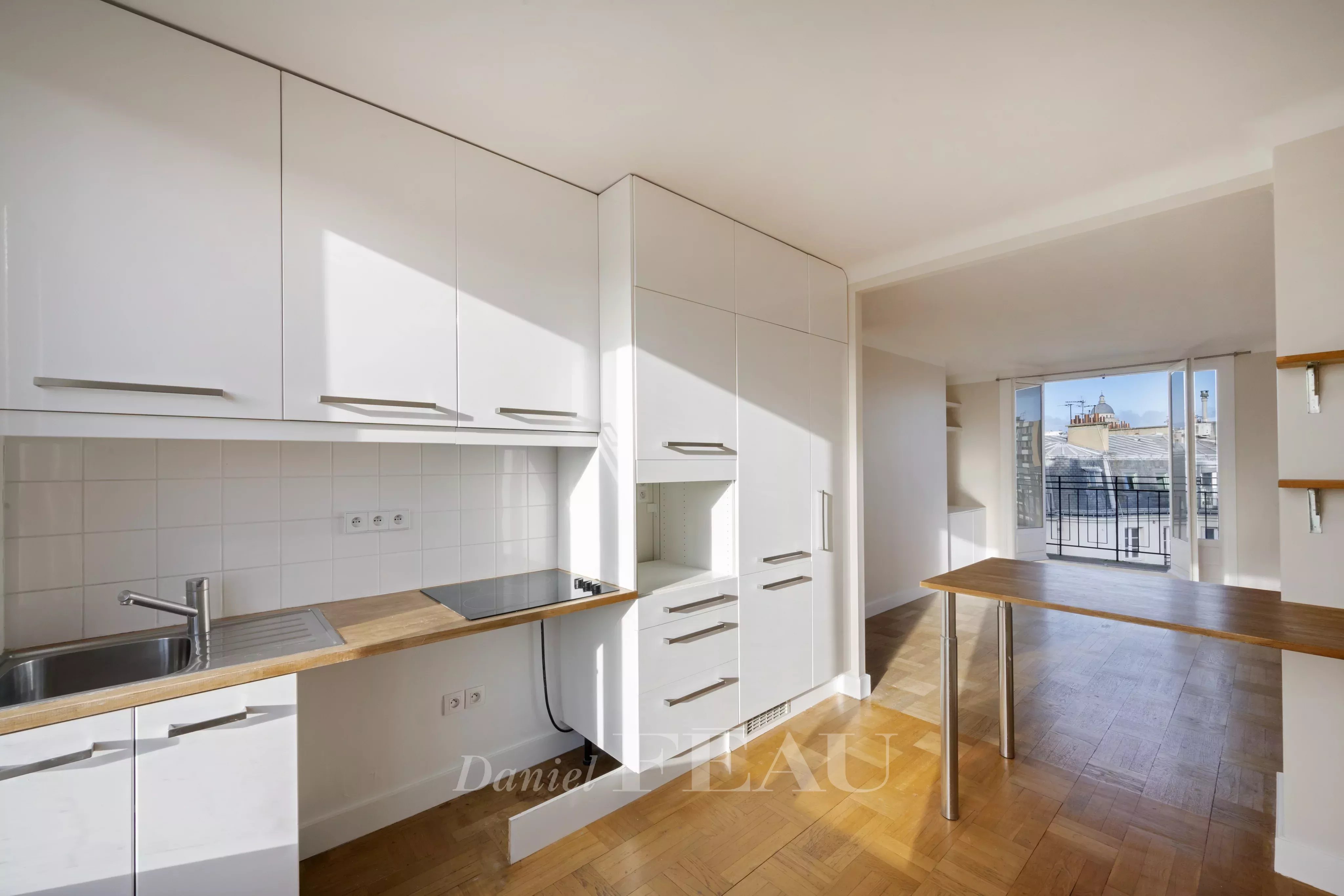 Sale Apartment Paris 5th