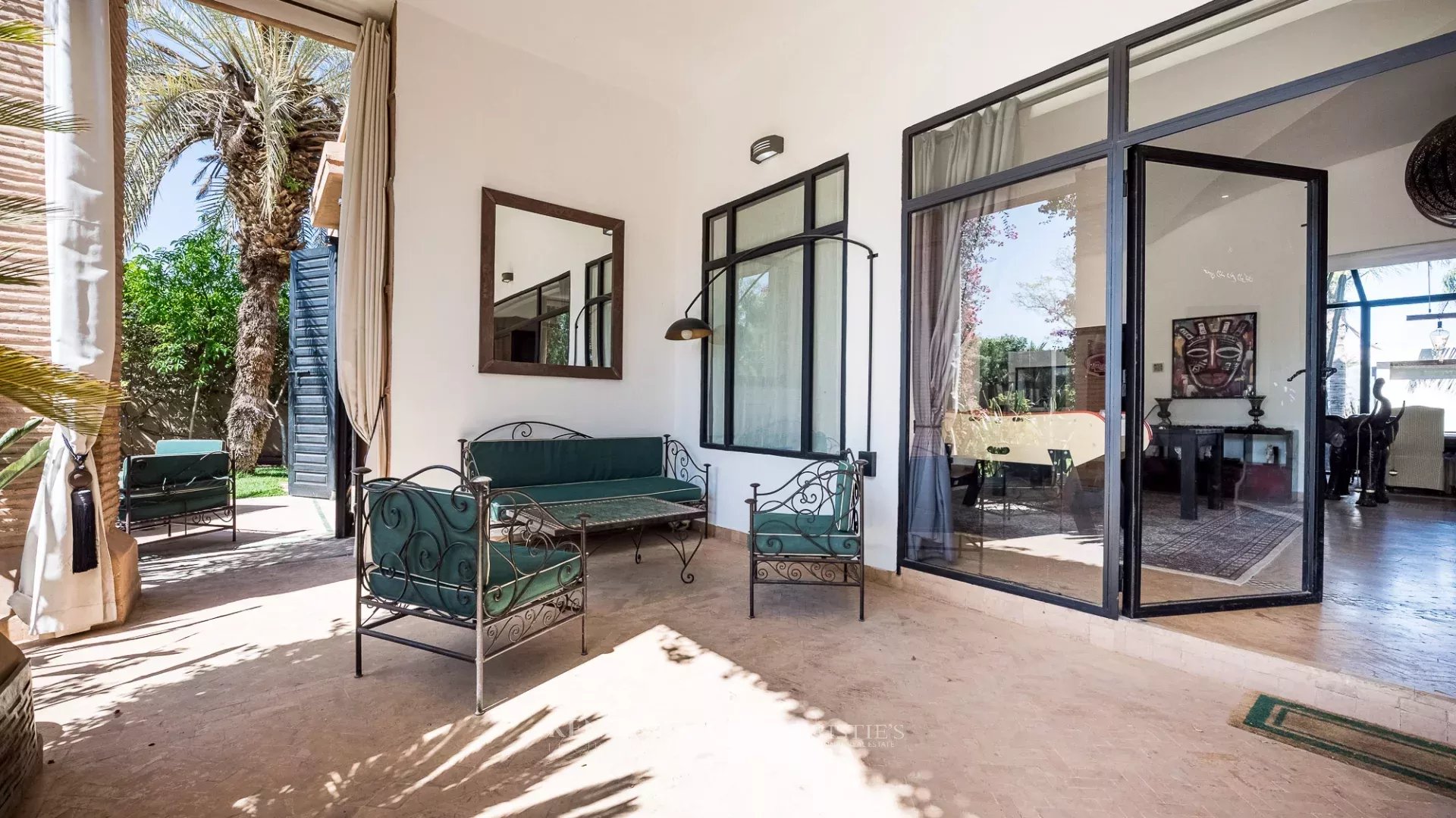 4 Bedroom Villa/Townhouse's Image 7