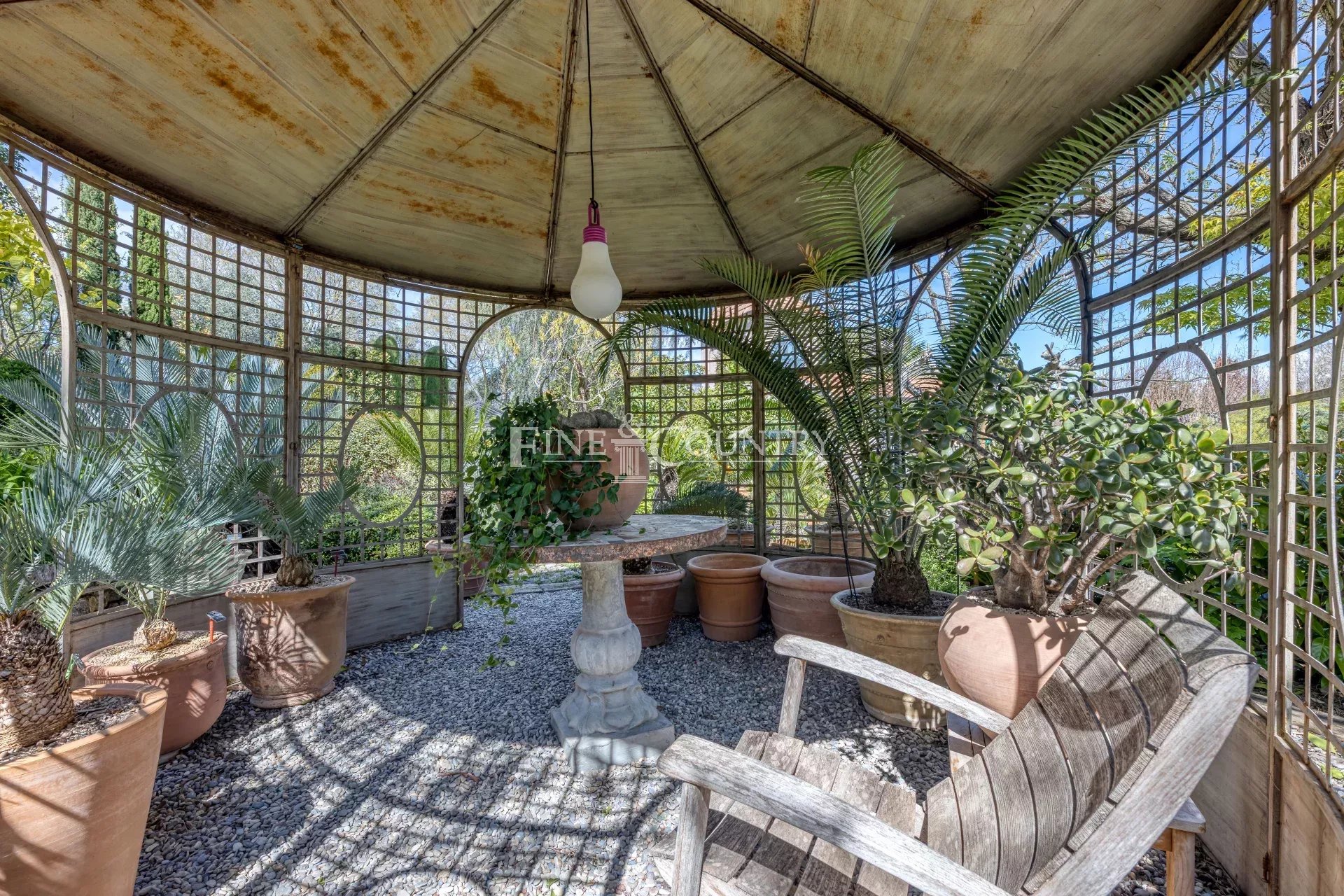 Photo of Villa for sale in Grasse