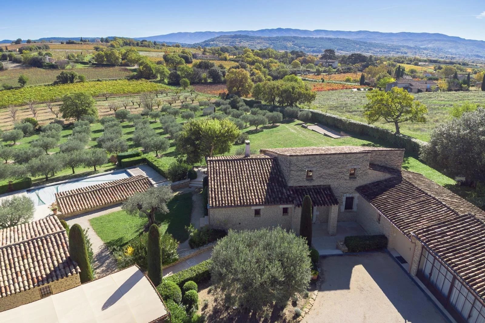 Superbe propriété avec vue et piscine