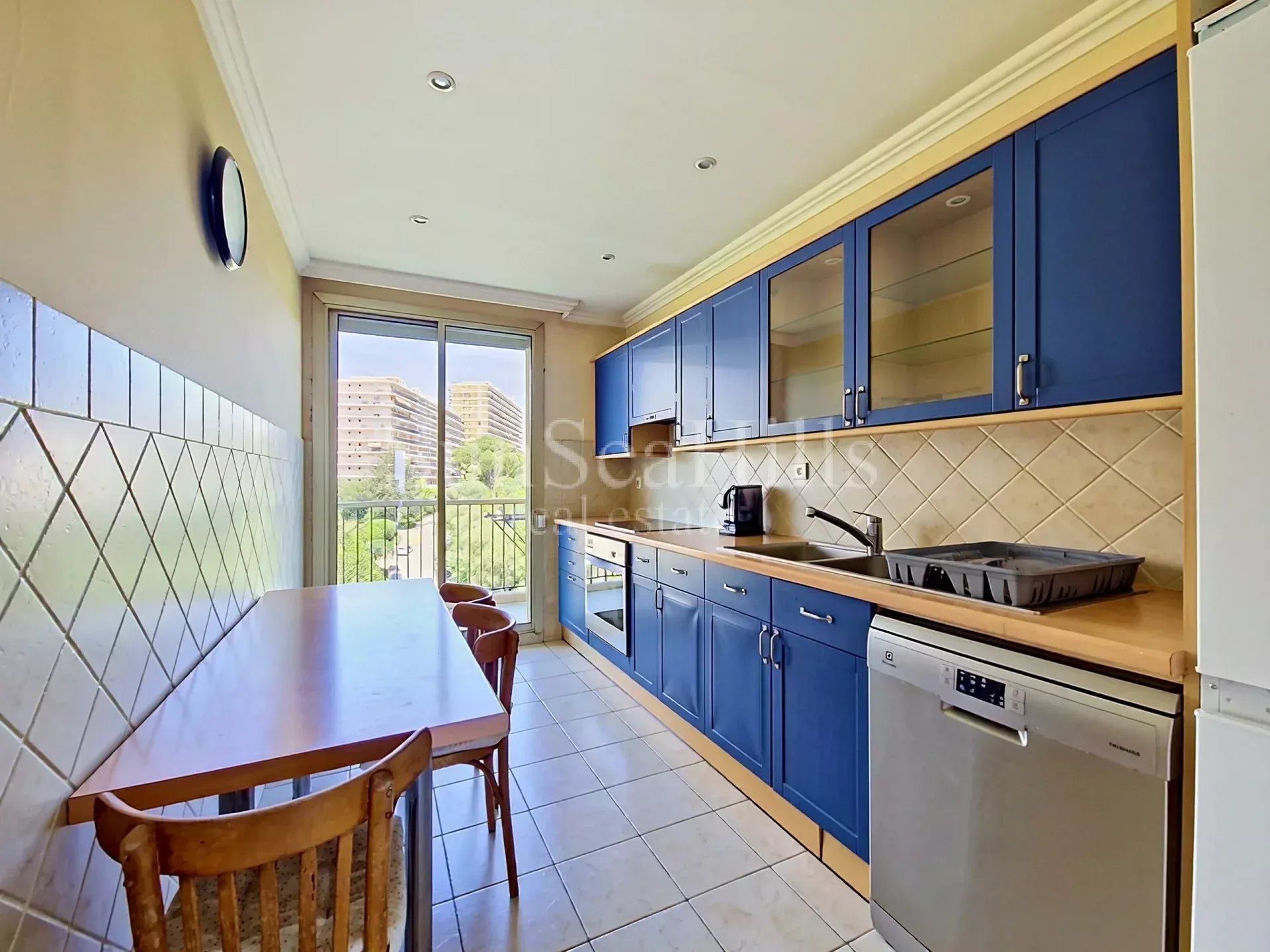 NICE WEST – ABBAYE DE ROSELAND – PANORAMIC SEA VIEW – 3-BEDROOM APARTMENT – TERRACES – HIGH FLOOR