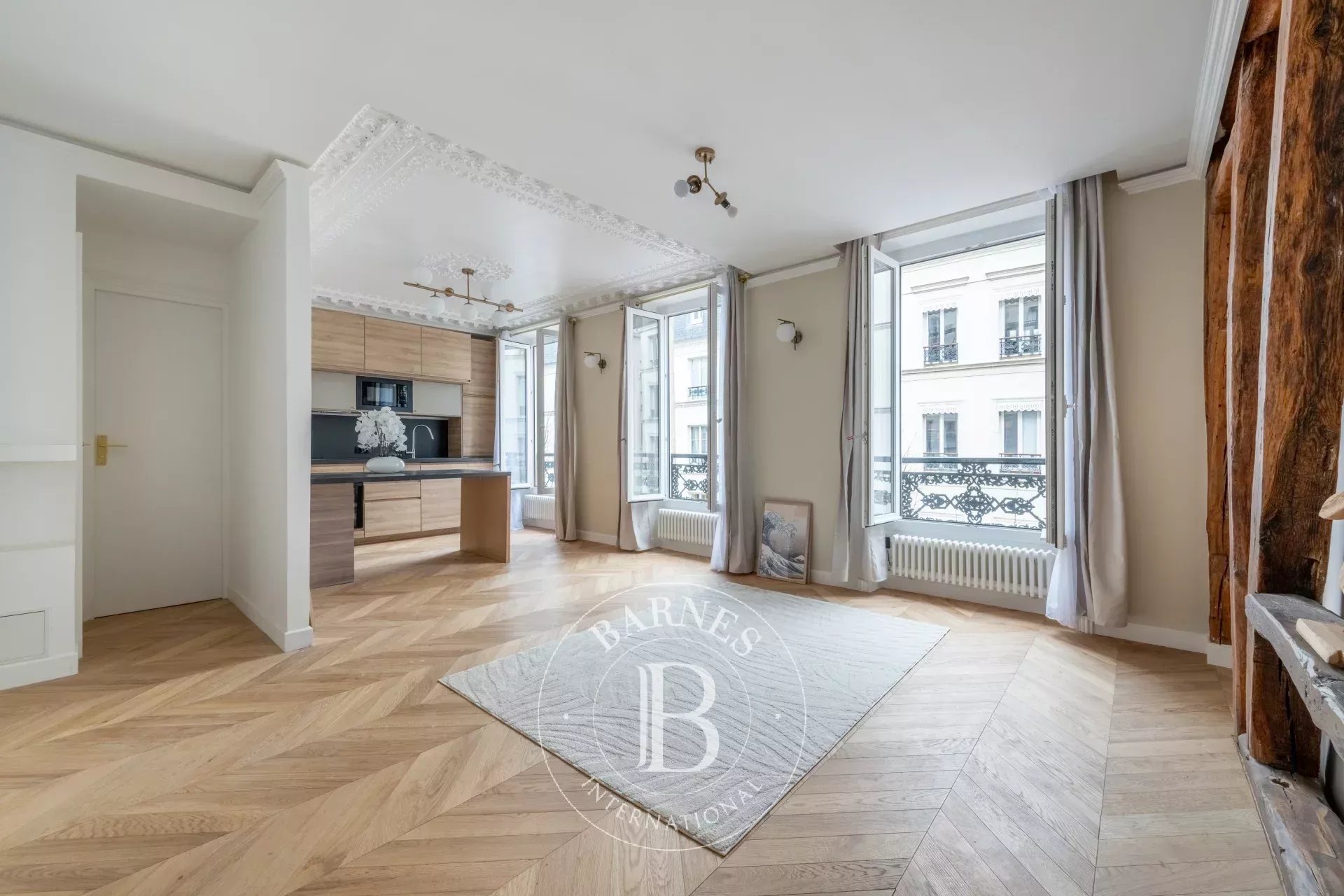 Daire Paris 4ème - picture 5