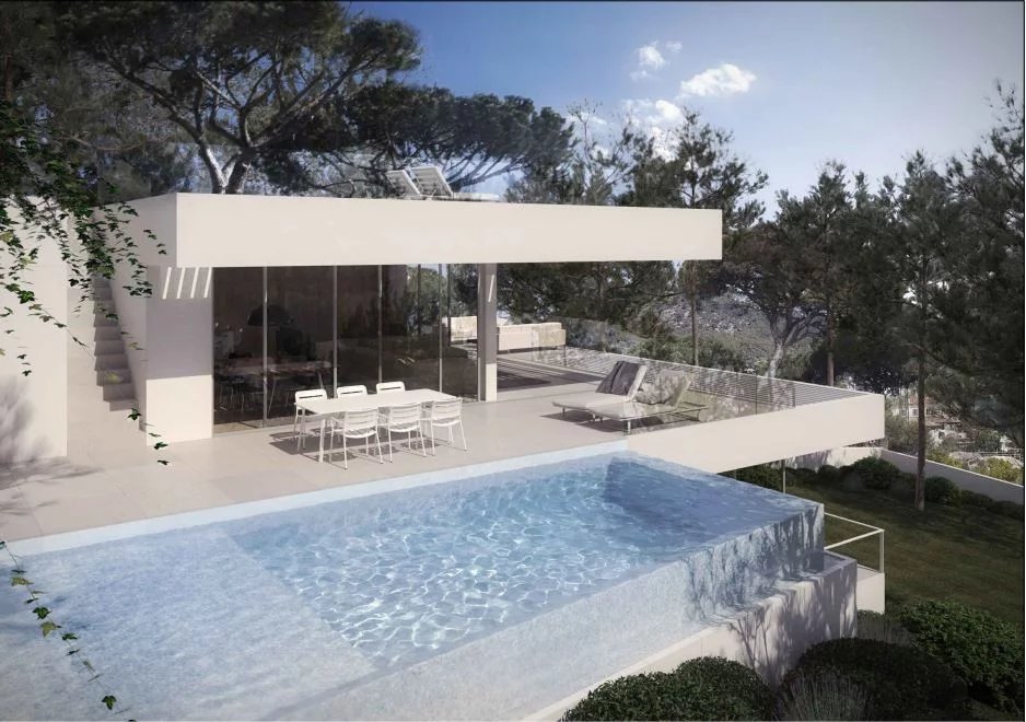 Great Land with Licence and Project for a Luxury Villa