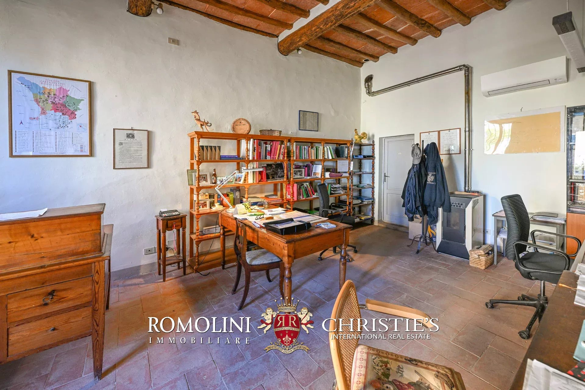 17 Bedroom Vineyard's Image 84