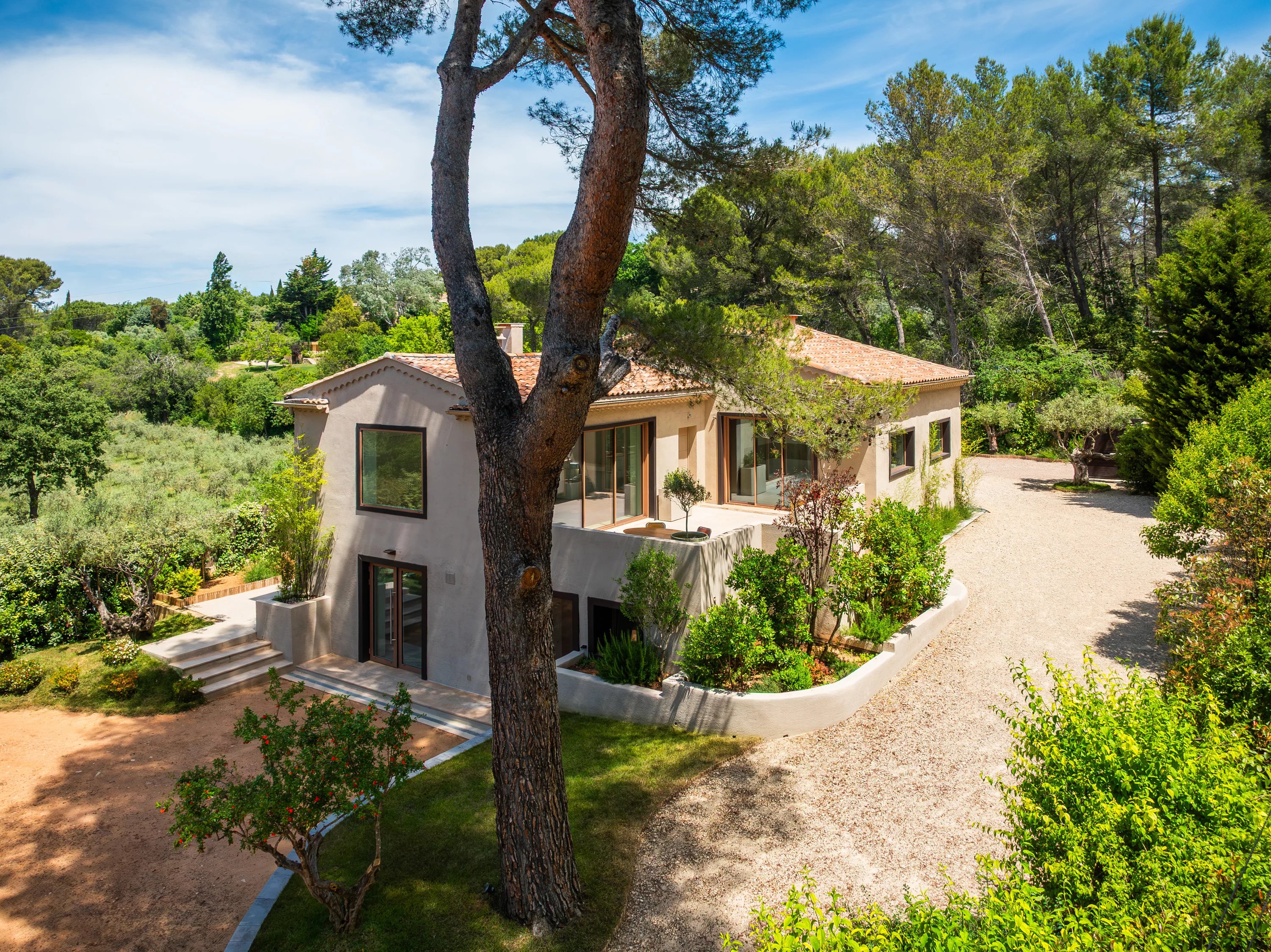 Charismatic property with exceptional potential – Les Pinchinats, Aix-en-Provence