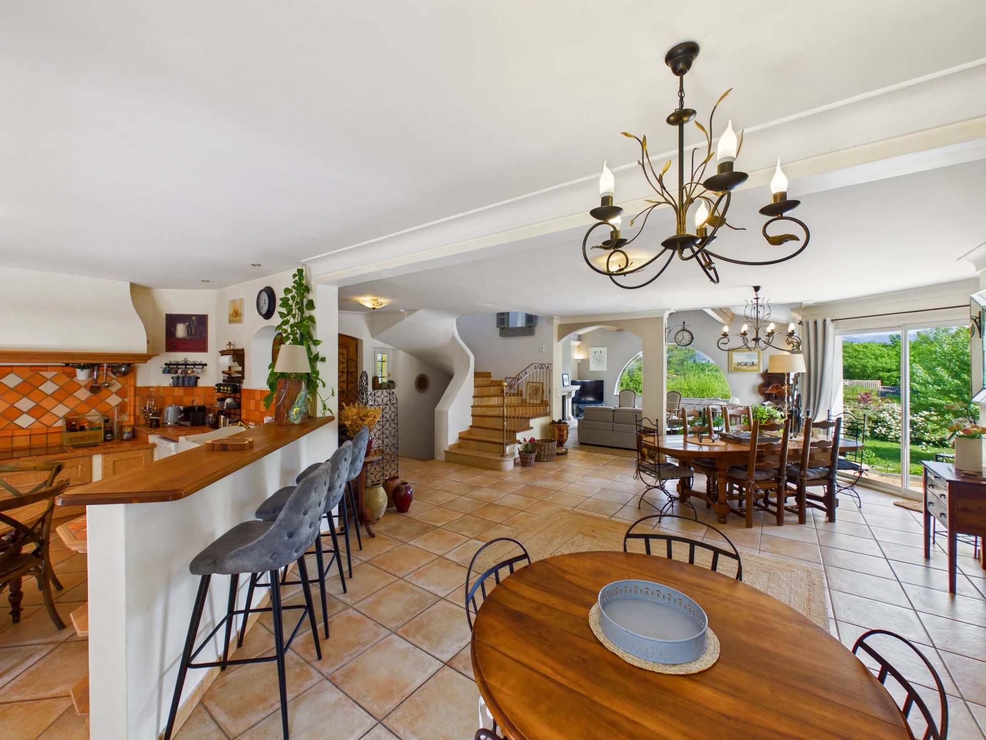 Fabulous 4 bedroom house with large Independent Studio and Swimming Pool - Fayence