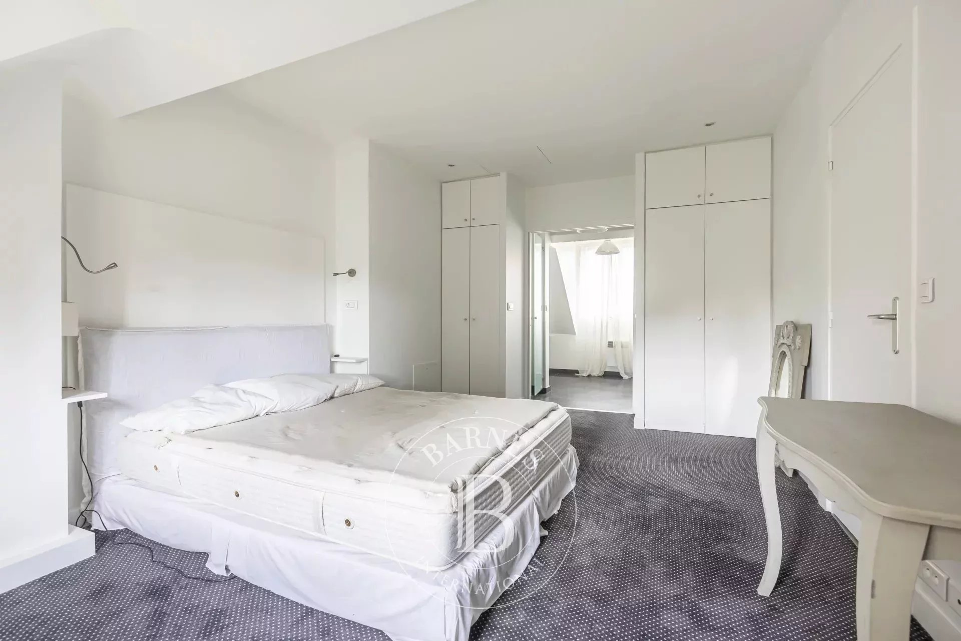 Konak Neuilly-sur-Seine - picture 27 title=