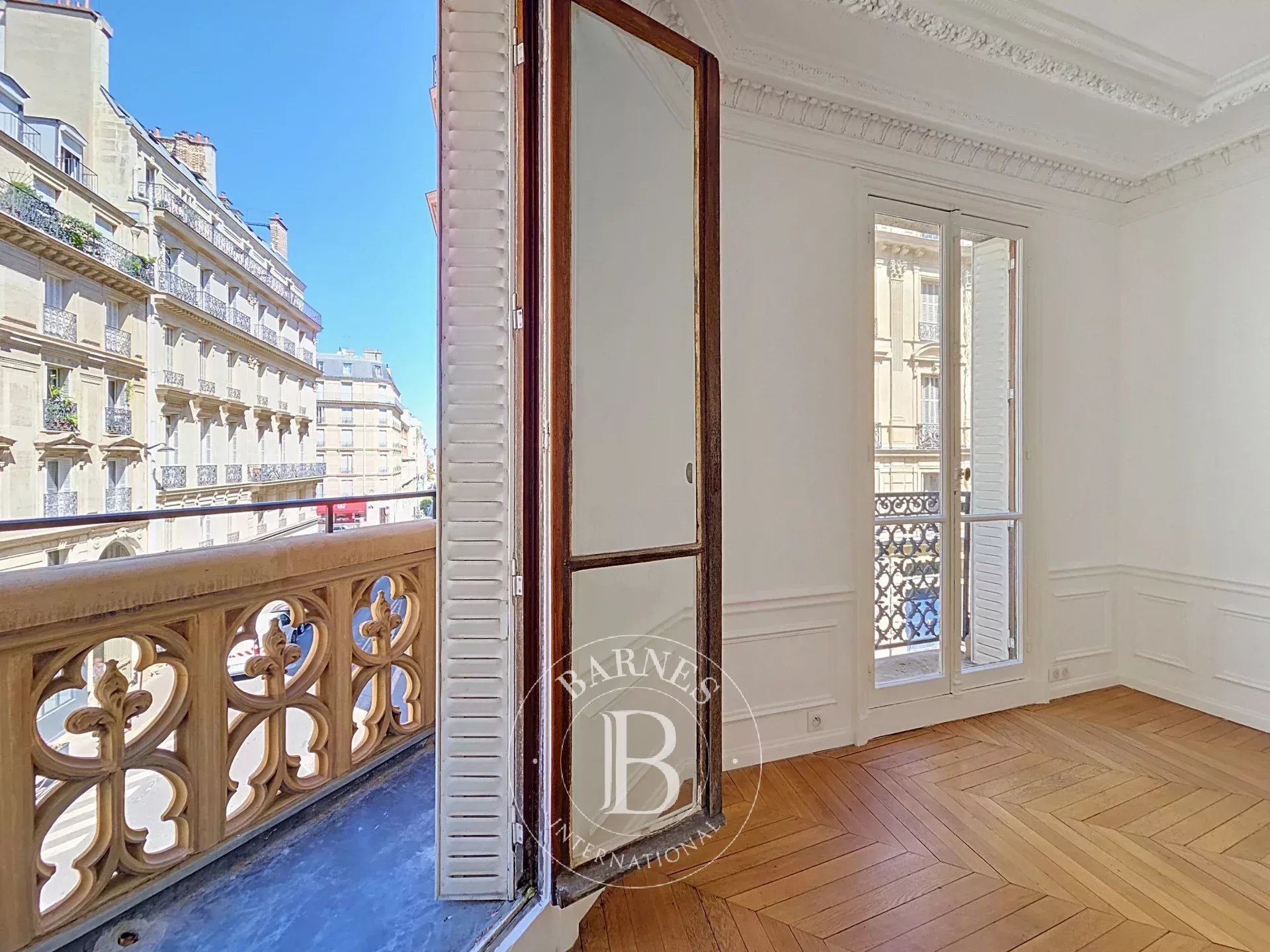 Paris  - Apartment 3 Bedrooms - picture 13