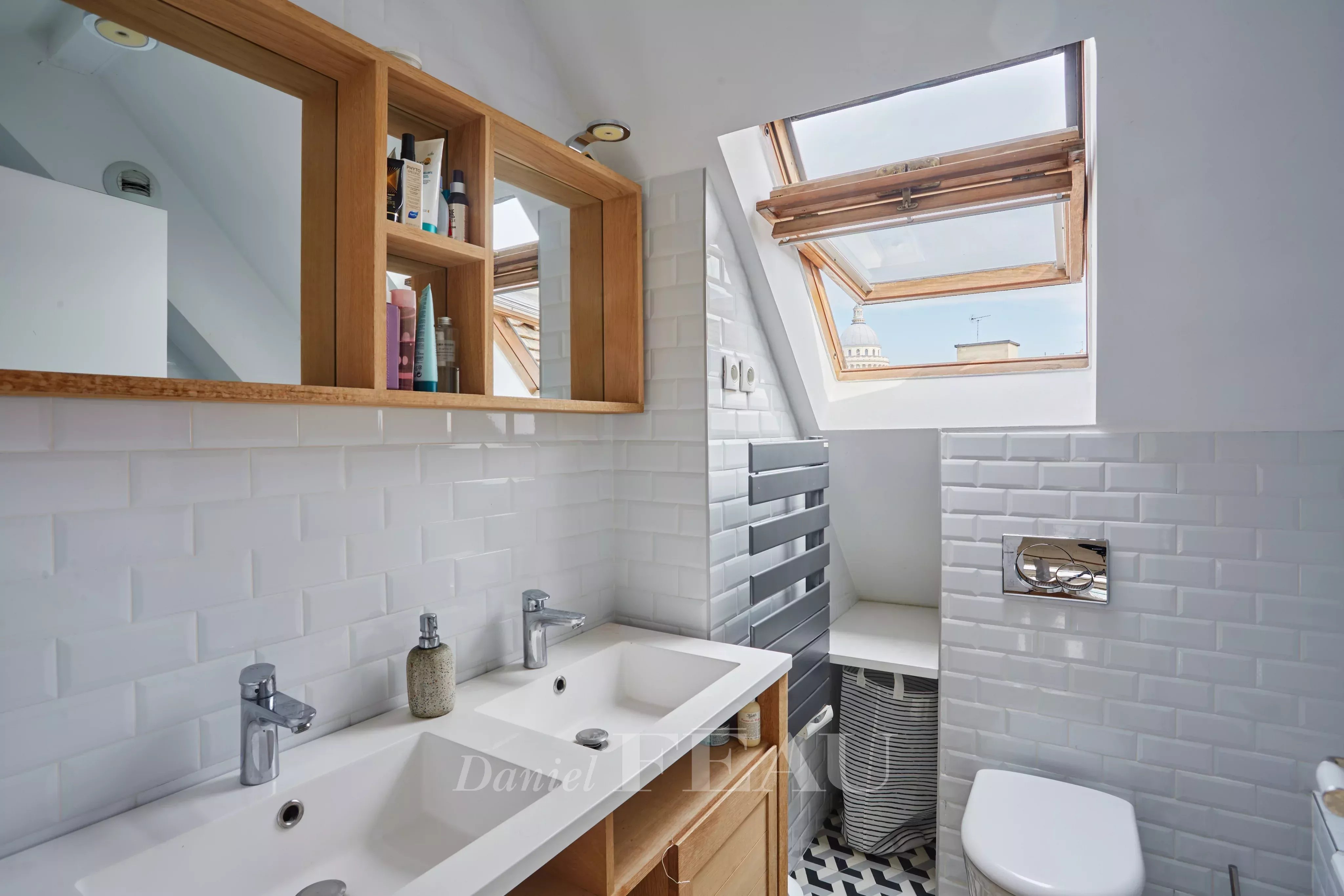 Sale Apartment Paris 5th