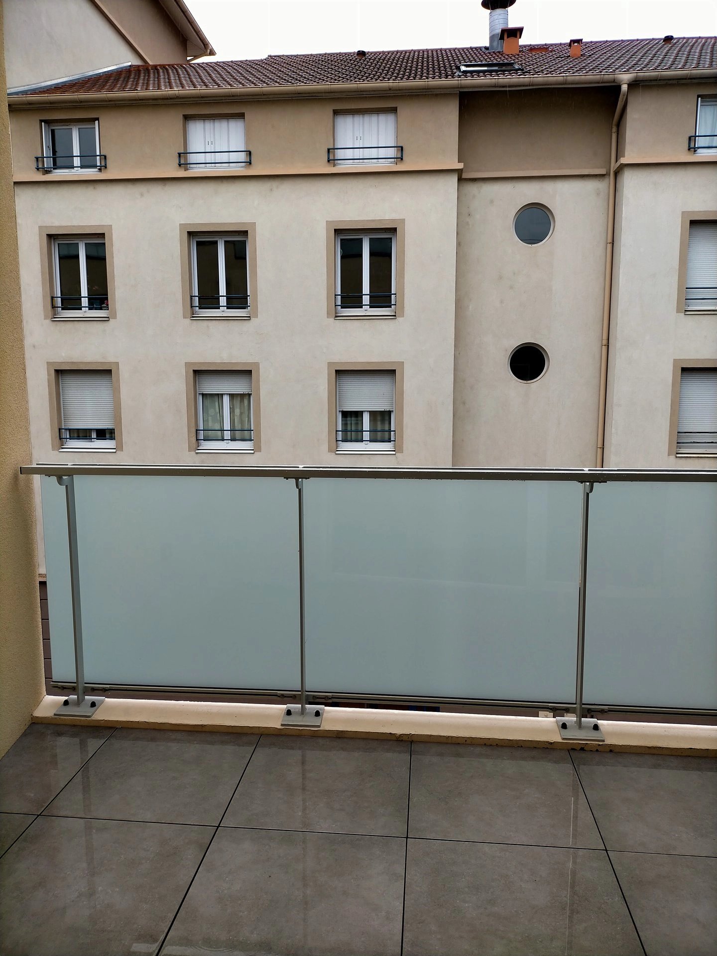 4257944 Location Villeurbanne