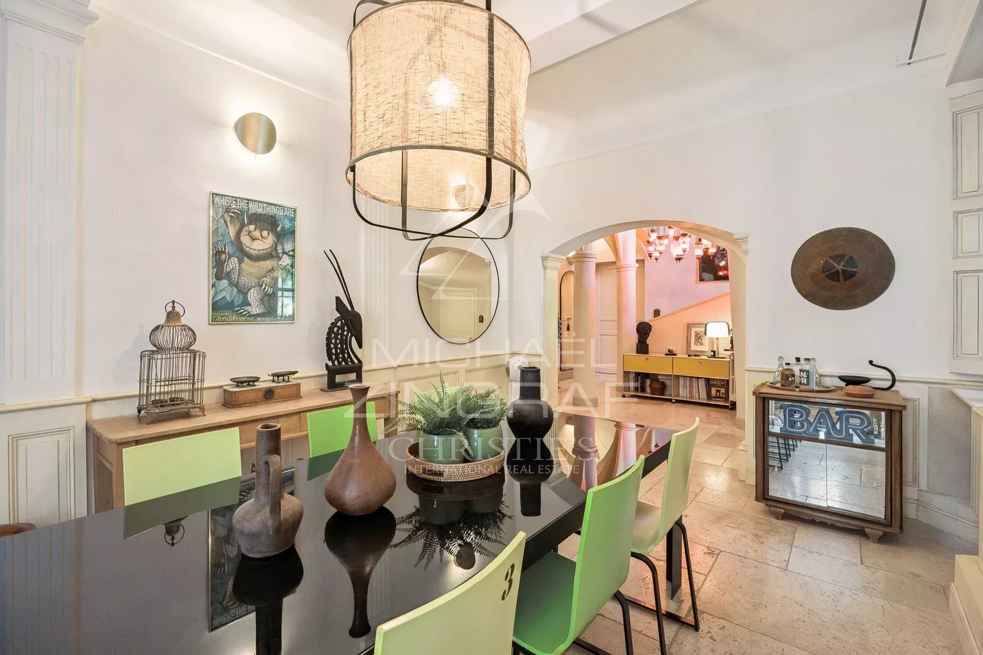 6 Bedroom Villa/Townhouse's Image 4