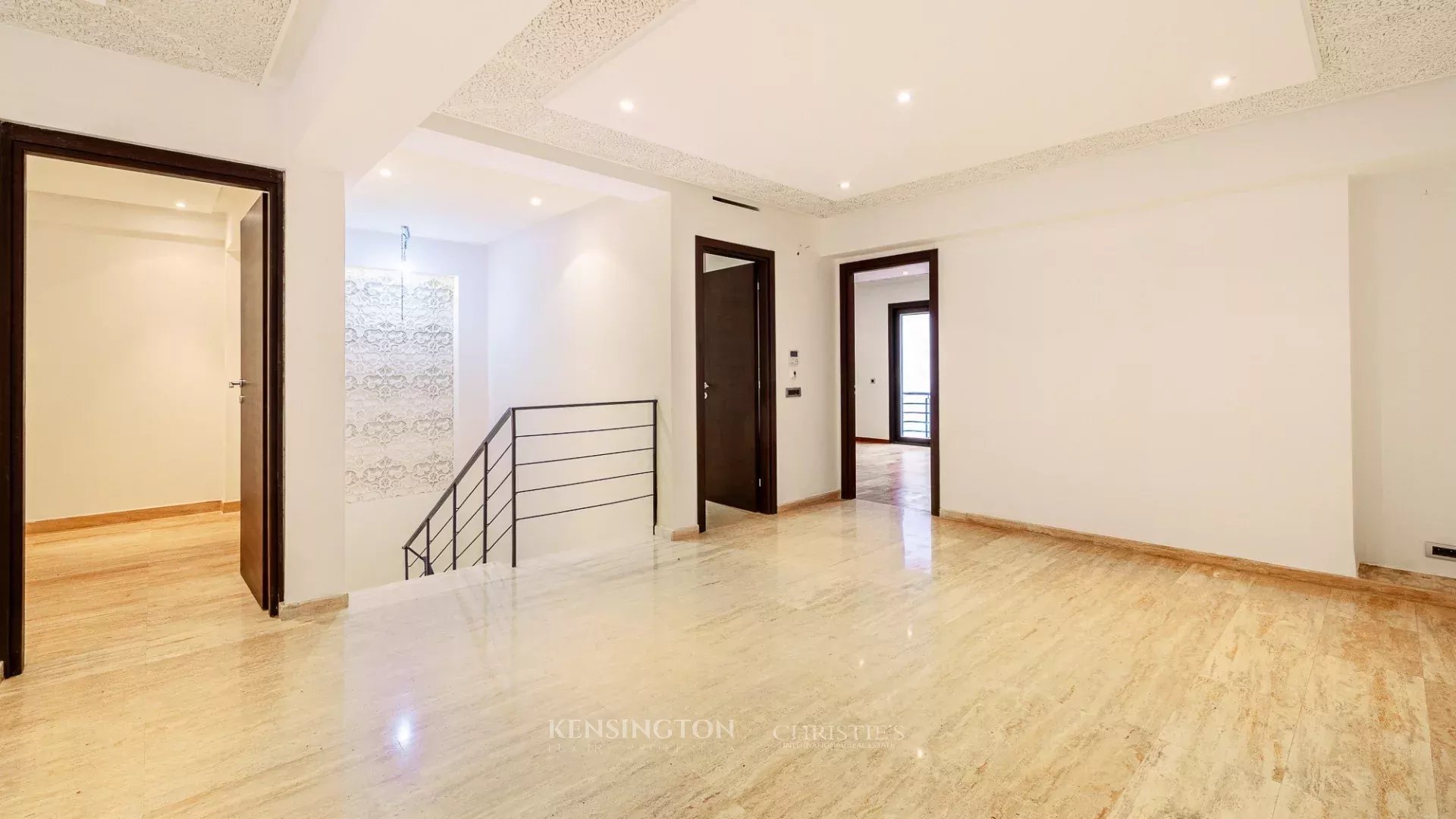 2 Bedroom Apartment/Flat's Image 11