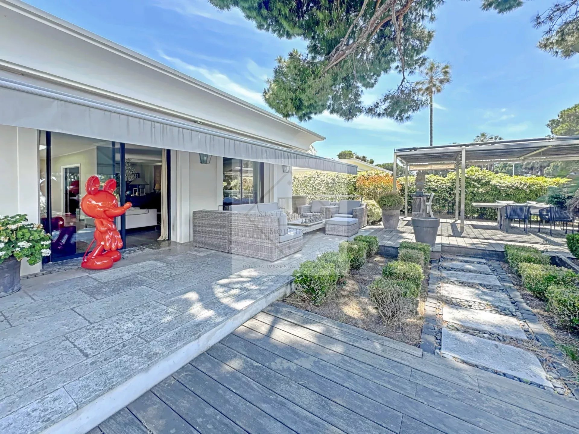 Unique villa avec piscine Bd Croisette Cannes — photo 6