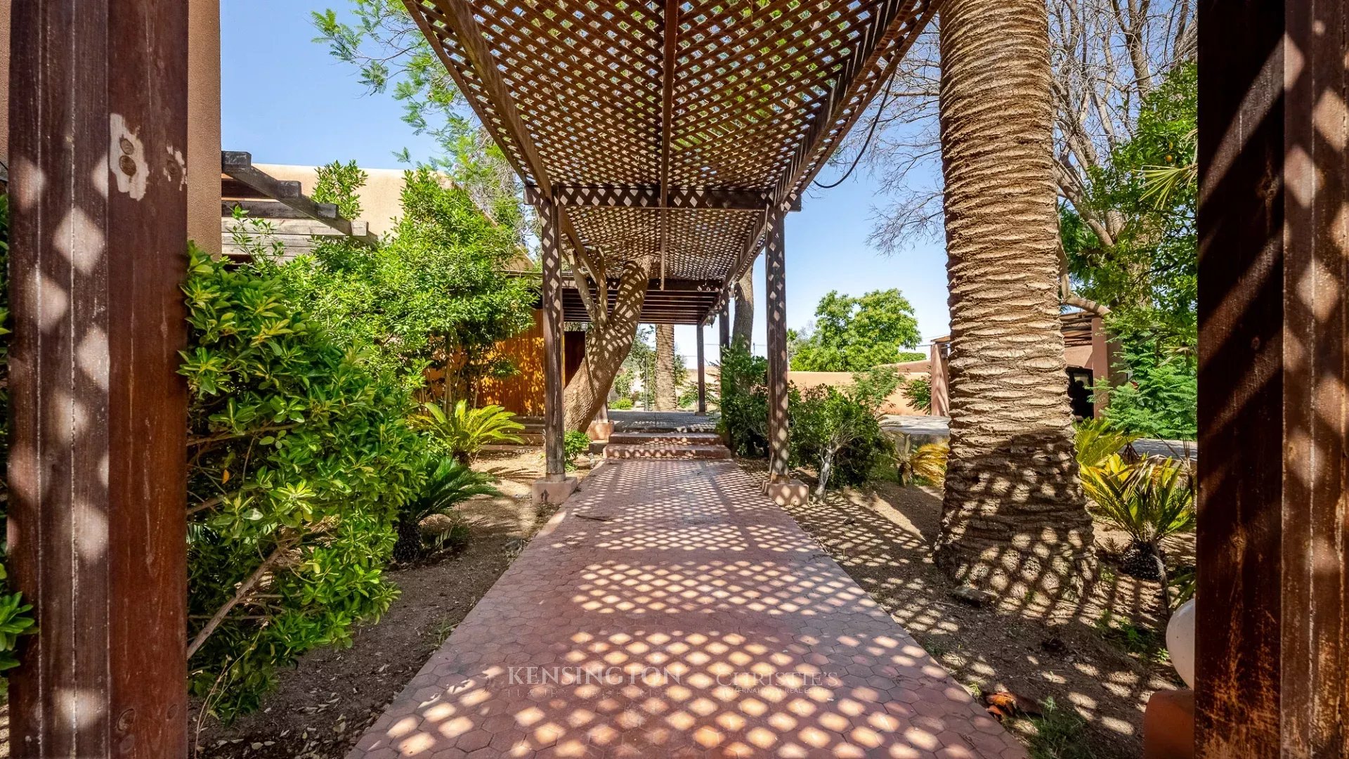 4 Bedroom Villa/Townhouse's Image 6