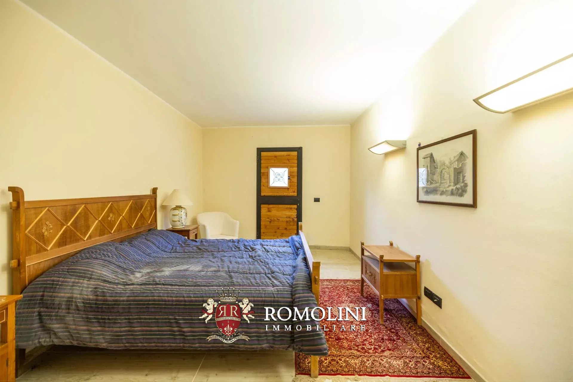 7 Bedroom Villa/Townhouse's Image 59