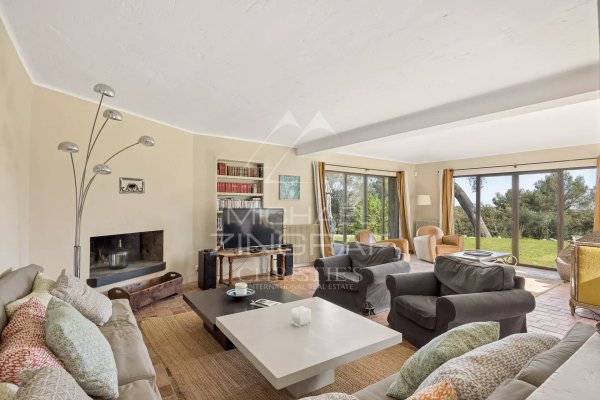 Charming Provençal property within walking distance of the village of La Colle-sur-Loup — photo 5