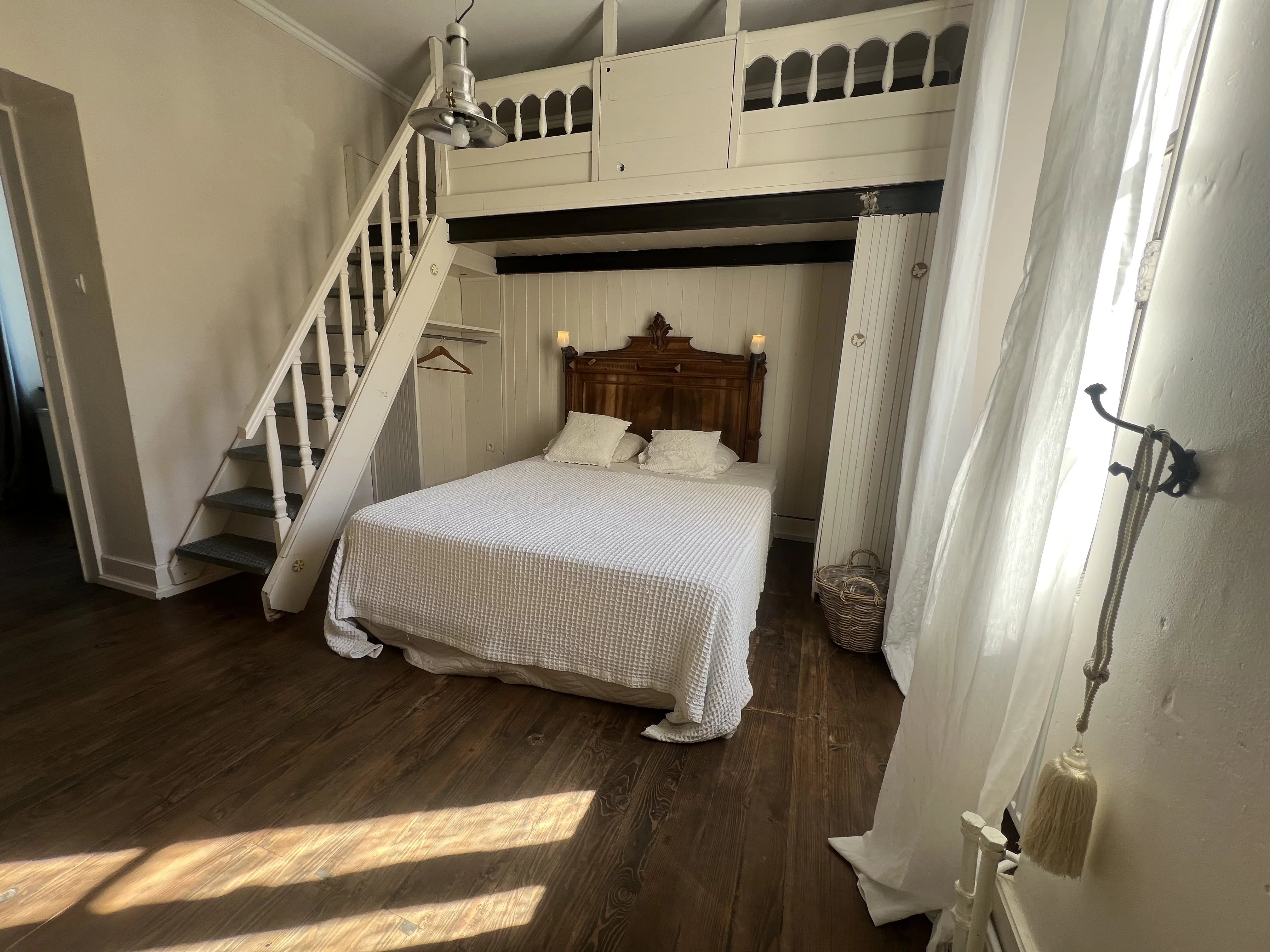 Castle for sale Saint-Béat, Haute-Garonne