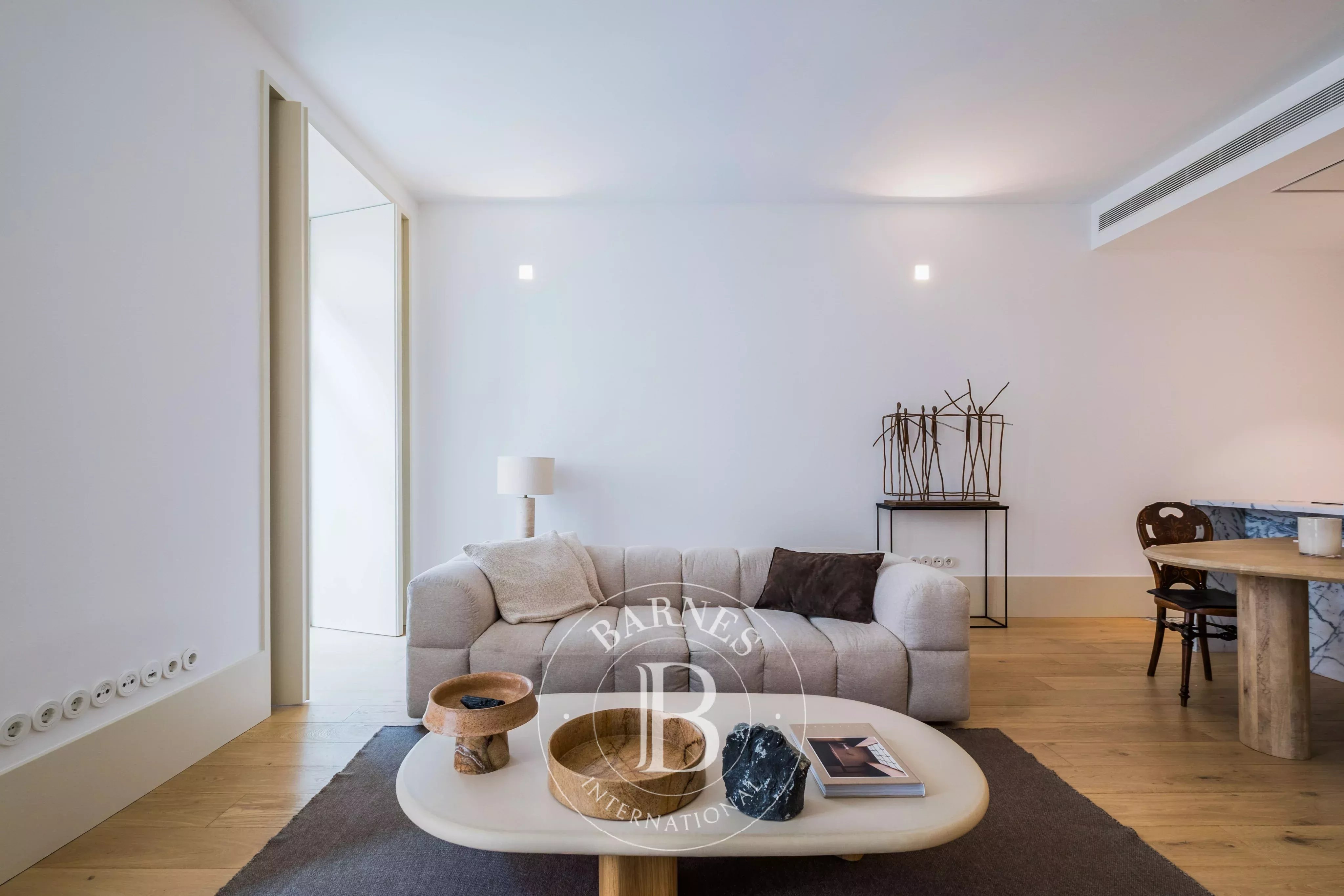 Emplacement, emplacement, emplacement