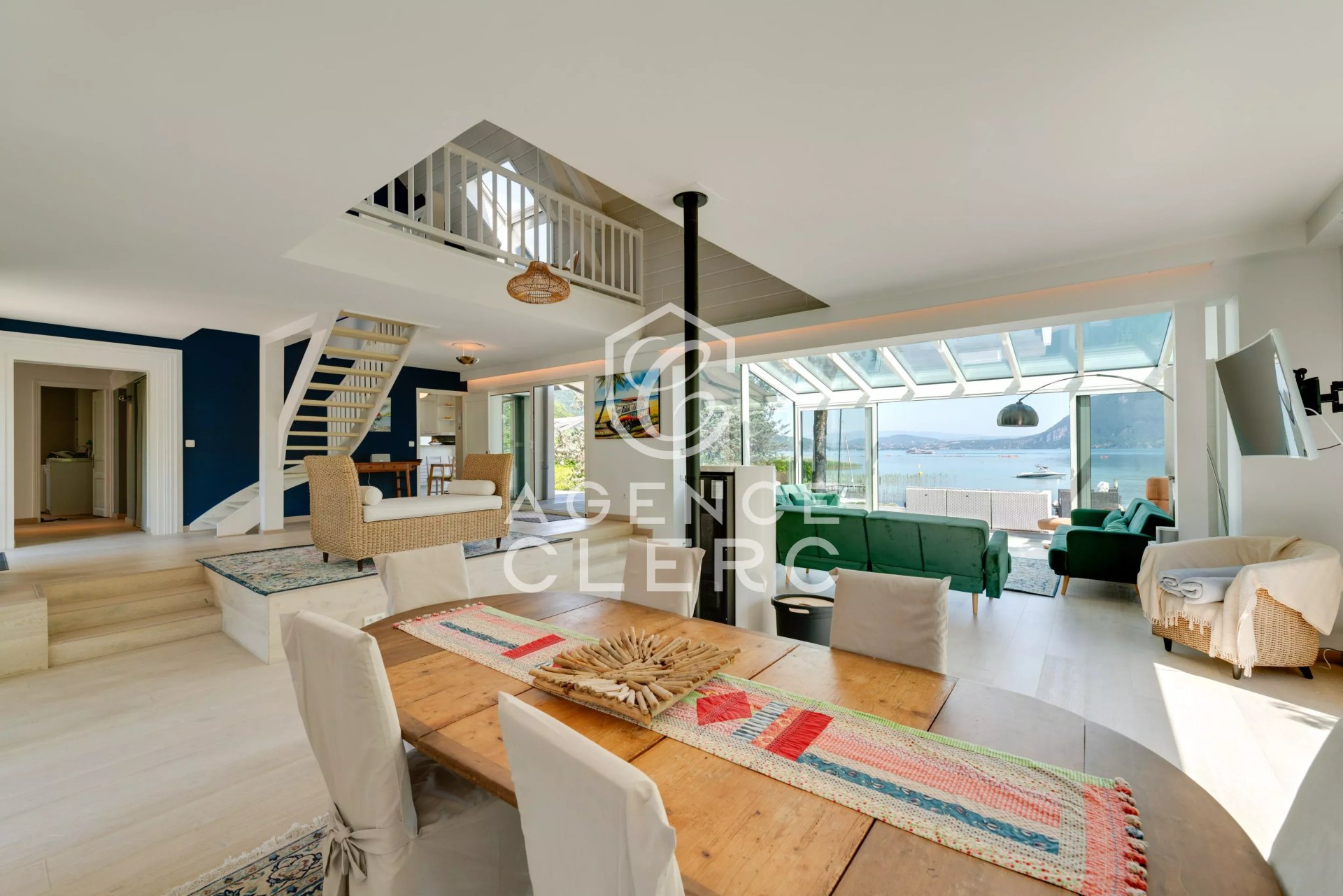 5 Bedroom Villa/Townhouse's Image 11